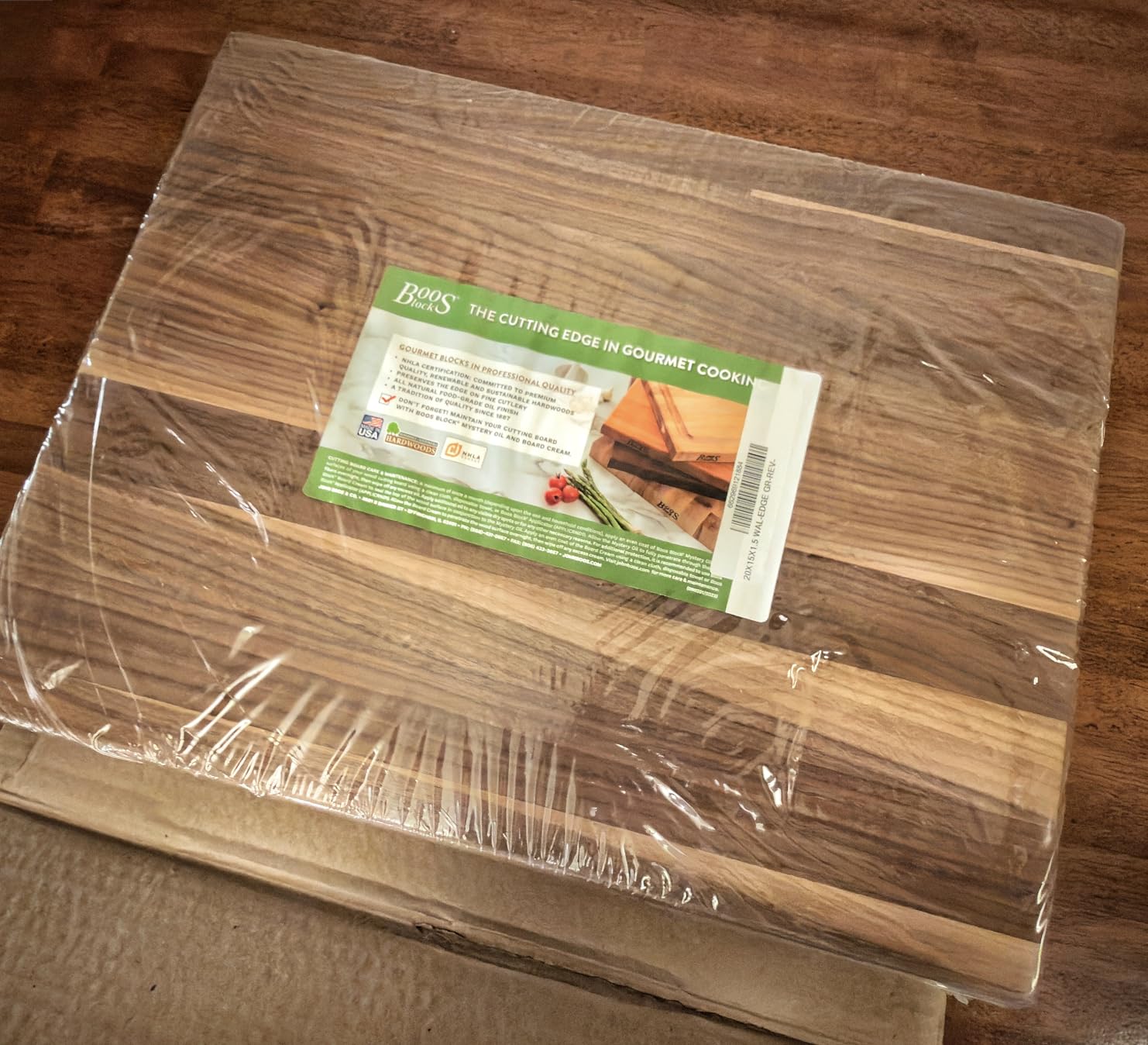 John Boos R-Board Series Rectangular Wooden Maple Cutting Board 20x15 - 1.5 Thick, 12-lb Reversible Butcher Block with Edge-Grain & Finger Grips - Made in the USA customer photo 1