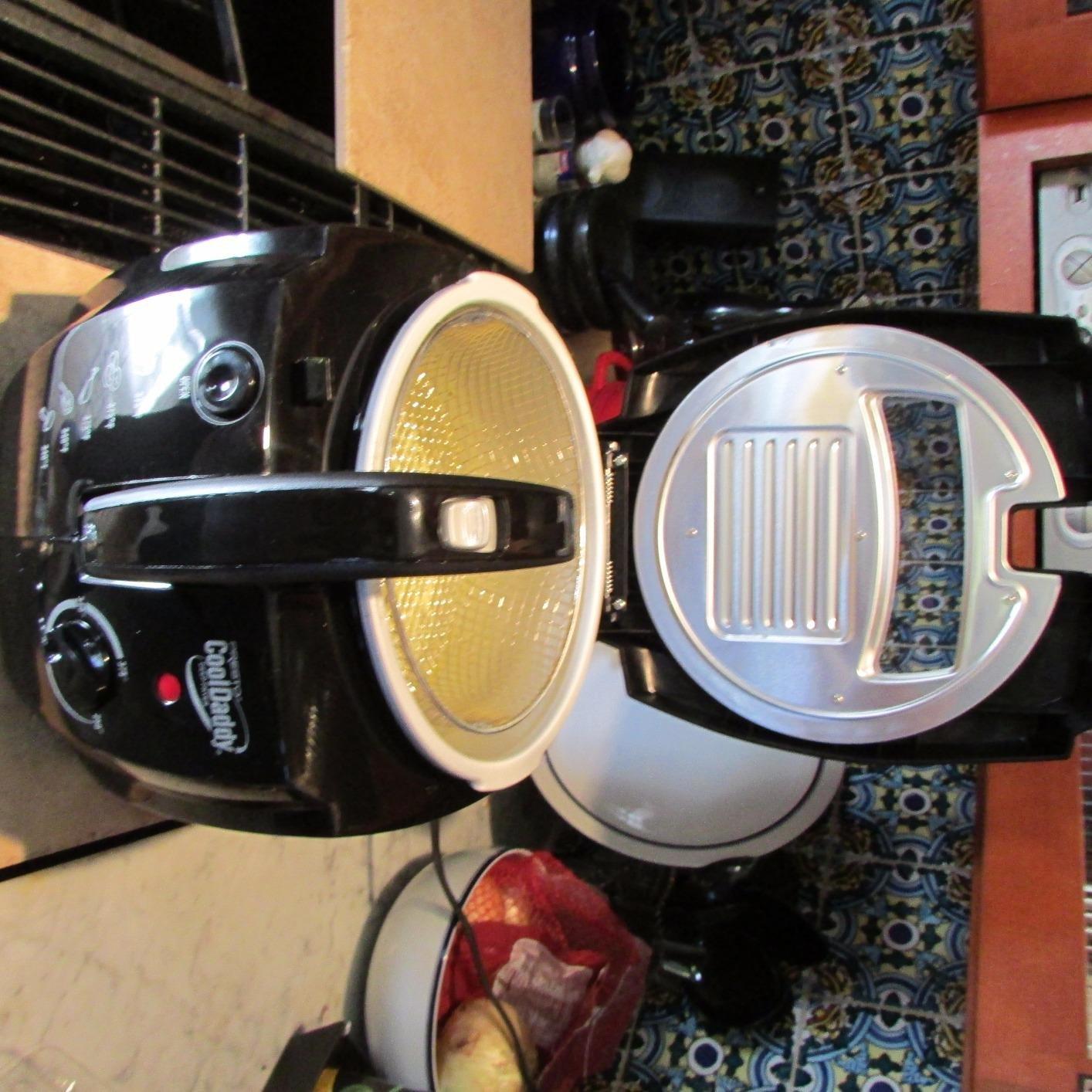 Presto 05442 CoolDaddy Cool-Touch Deep Fryer customer photo 2