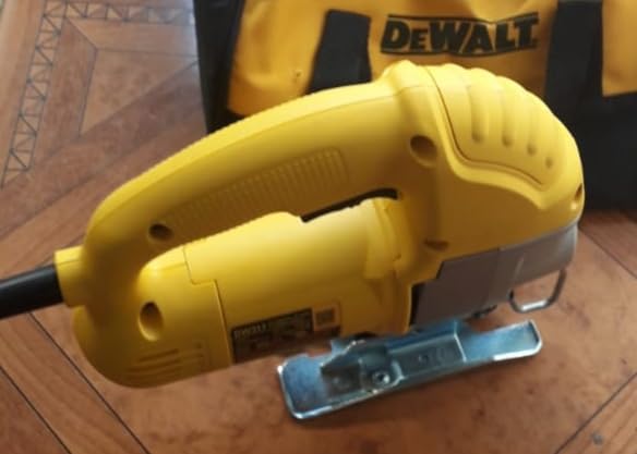 DEWALT Jig Saw, Top Handle, 5.5-Amp, Corded (DW317K), Yellow customer photo 1