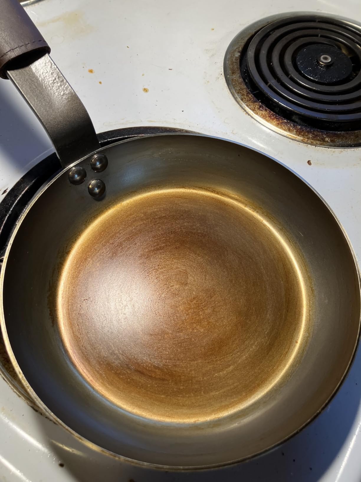 Mauviel M'Steel Black Carbon Natural Nonstick Frying Pan With Iron Handle, 11-in, Suitable For All Cooking Surfaces, Made in France customer photo 1