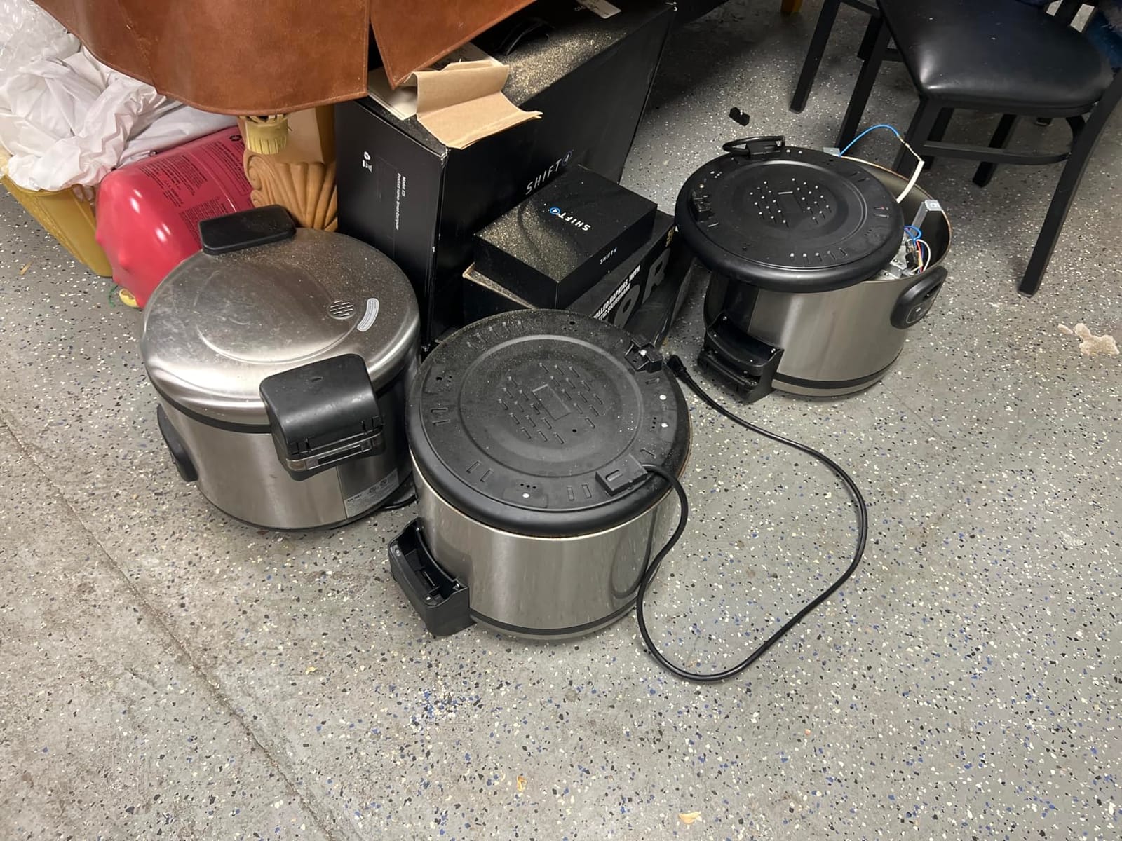Aroma Housewares 60-Cup (Cooked) (30-Cup UNCOOKED) Commercial Rice Cooker, Stainless Steel Exterior (ARC-1130S), Silver customer photo 2