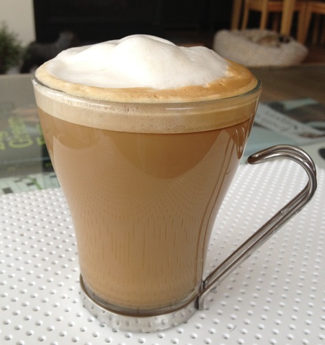 Breville BMF600XL Milk Cafe Frother, Brushed Stainless Steel | Easily craft rich and creamy hot milk drinks at home, including lattes, cappuccinos, chai tea, and hot chocolate customer photo 1
