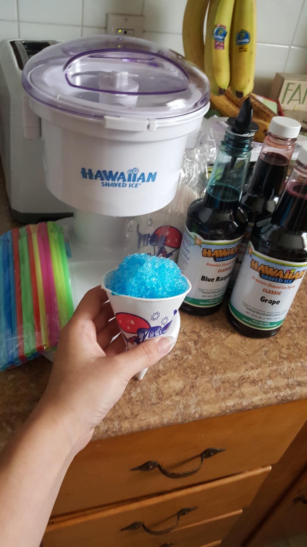 Hawaiian Shaved Ice S700 Kid-Friendly Snow Cone Machine Kit with 3-16oz. Syrup Flavors: Cherry, Grape, and Blue Raspberry, Plus 25 Snow Cone Cups, 25 Spoon Straws, and 3 Black Bottle Pourers customer photo 1