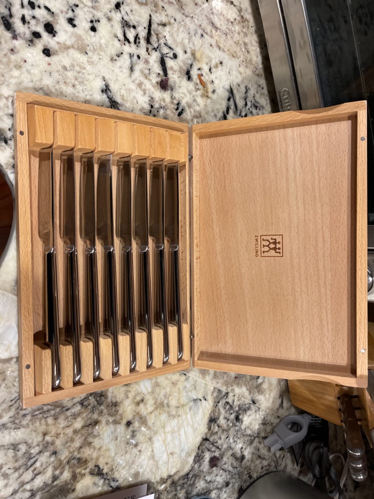 Zwilling Ultra-Sharp Steak Knives Set of 8 with Wood Gift Box customer photo 1