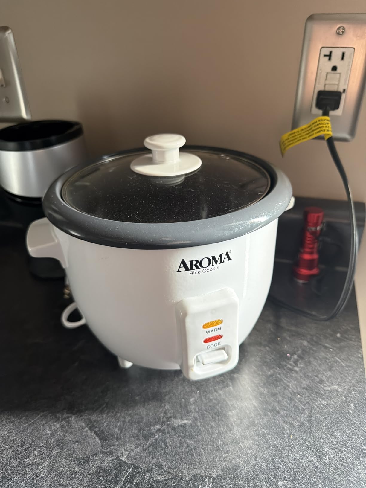 AROMA Rice Cooker, 3-Cup (Uncooked) / 6-Cup (Cooked), Small Rice Cooker, Oatmeal Cooker, Soup Maker, Auto Keep Warm, 1.5 Qt, White, ARC-363NG customer photo 2