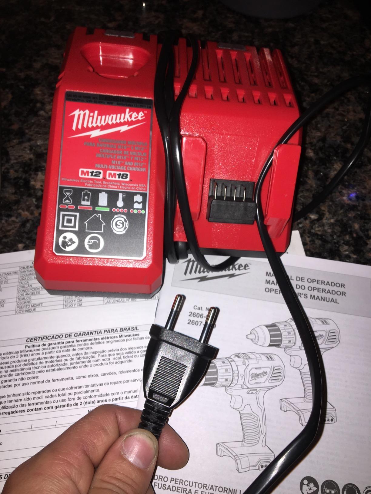 M18 18V Lithium-Ion 1/2 Inch Cordless Drill Driver Compact Kit 2606-21CT customer photo 1
