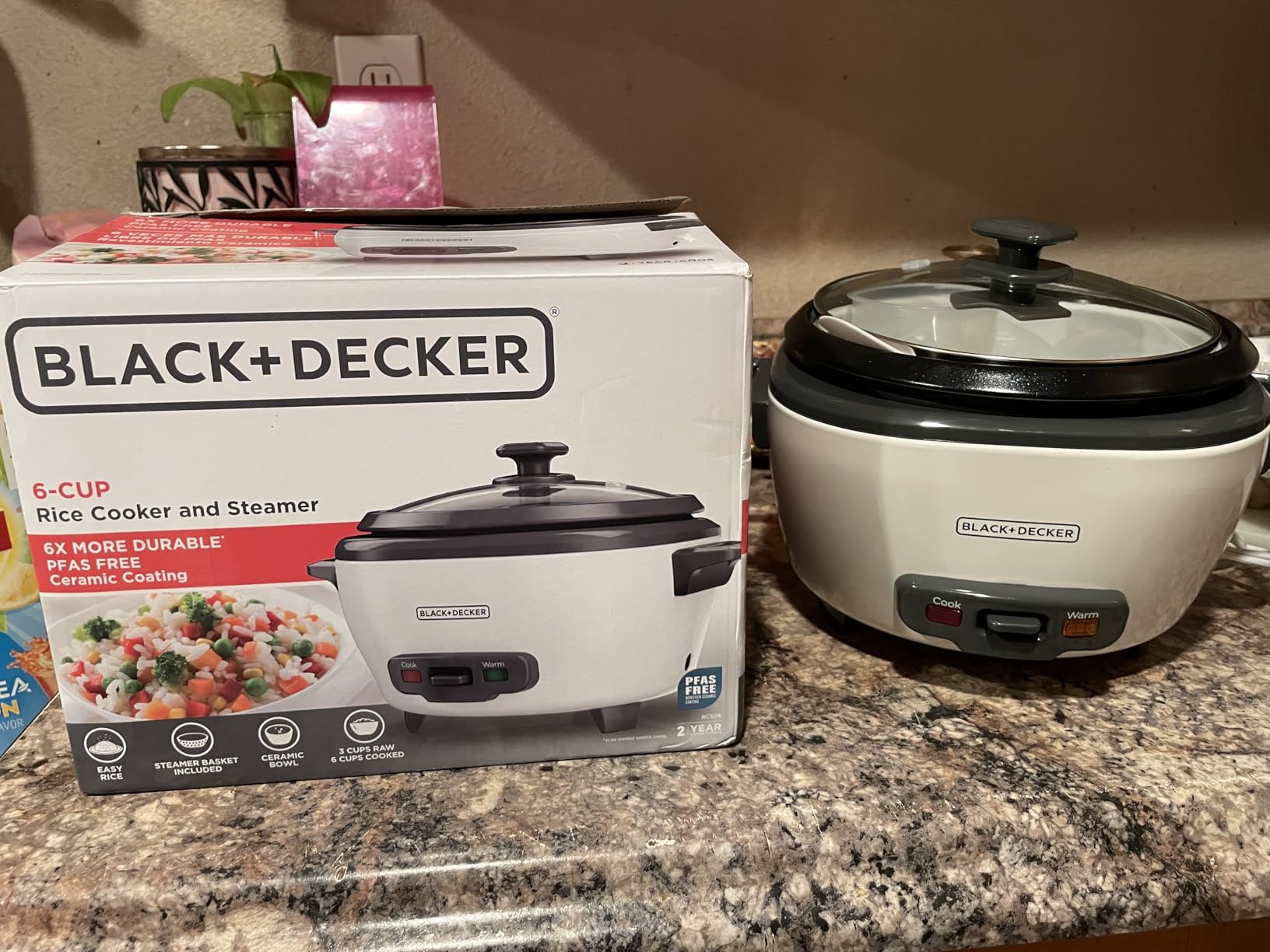 BLACK+DECKER 6-Cup Rice Cooker with Steaming Basket | Cooks up to 6 cups of rice with automatic keep warm, steaming basket and removable nonstick bowl customer photo 1