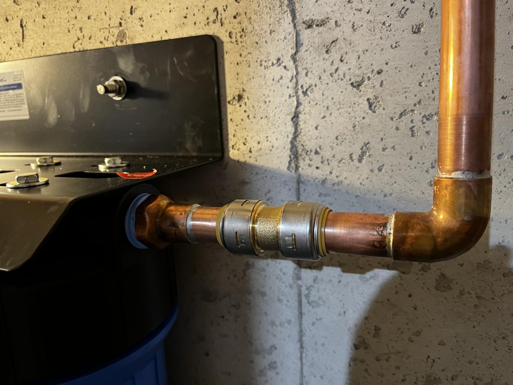 iSpring Whole House Water Filter System, Reduces Iron, Manganese, Chlorine, Sediment, Taste, and Odor, 3-Stage Iron Filter Whole House, Model: WGB32BM customer photo 1