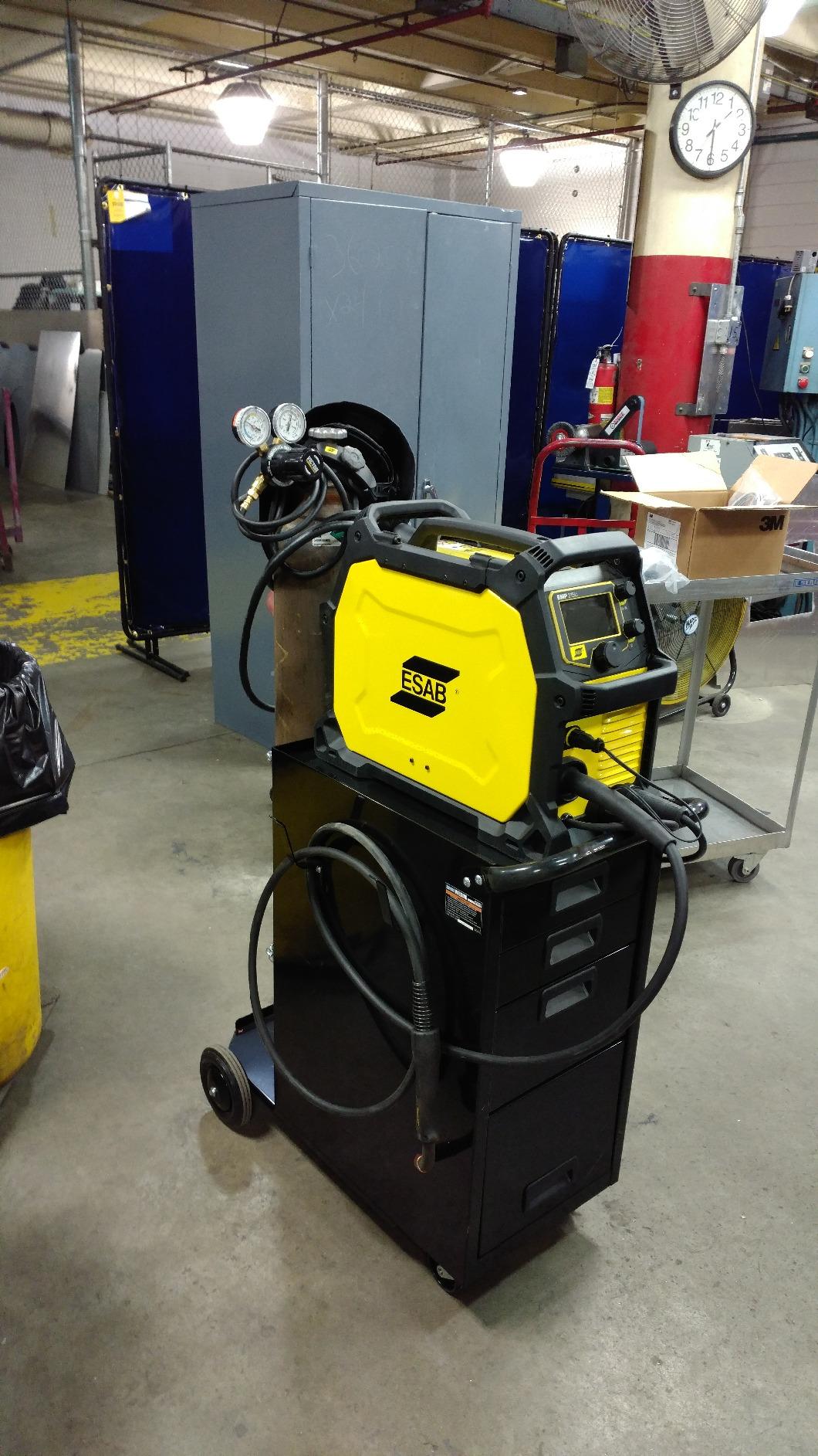ESAB Rebel EMP 215ic Multi-Voltage MIG/Stick/TIG Welder, 120/230V, 5-240A Output customer photo 2