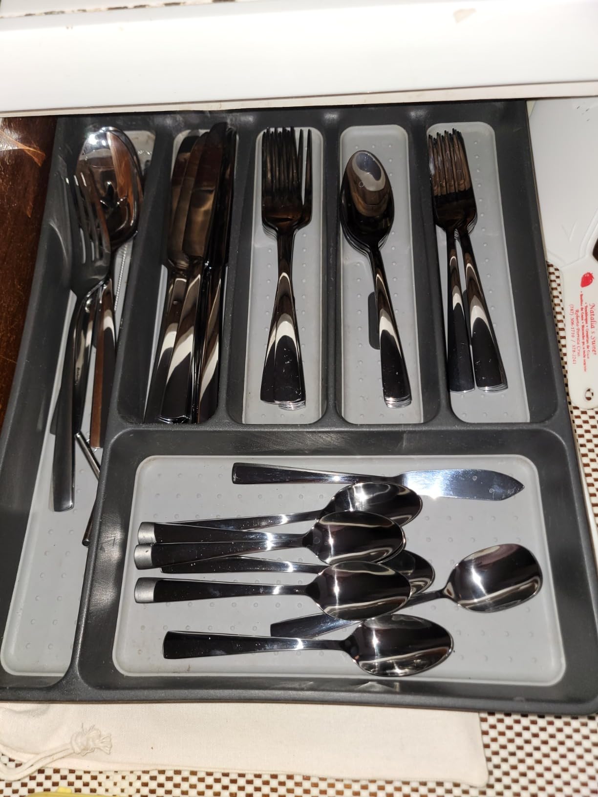 Silverware Set for 8, 45 Piece Stainless Steel Kitchen Utensils Cutlery Set | Gift Package for Wedding Housewarming, Heavy-Duty Steak Knife Fork and Spoon, Dishwasher Safe, Ergonomic Design, Flatware Set customer photo 1