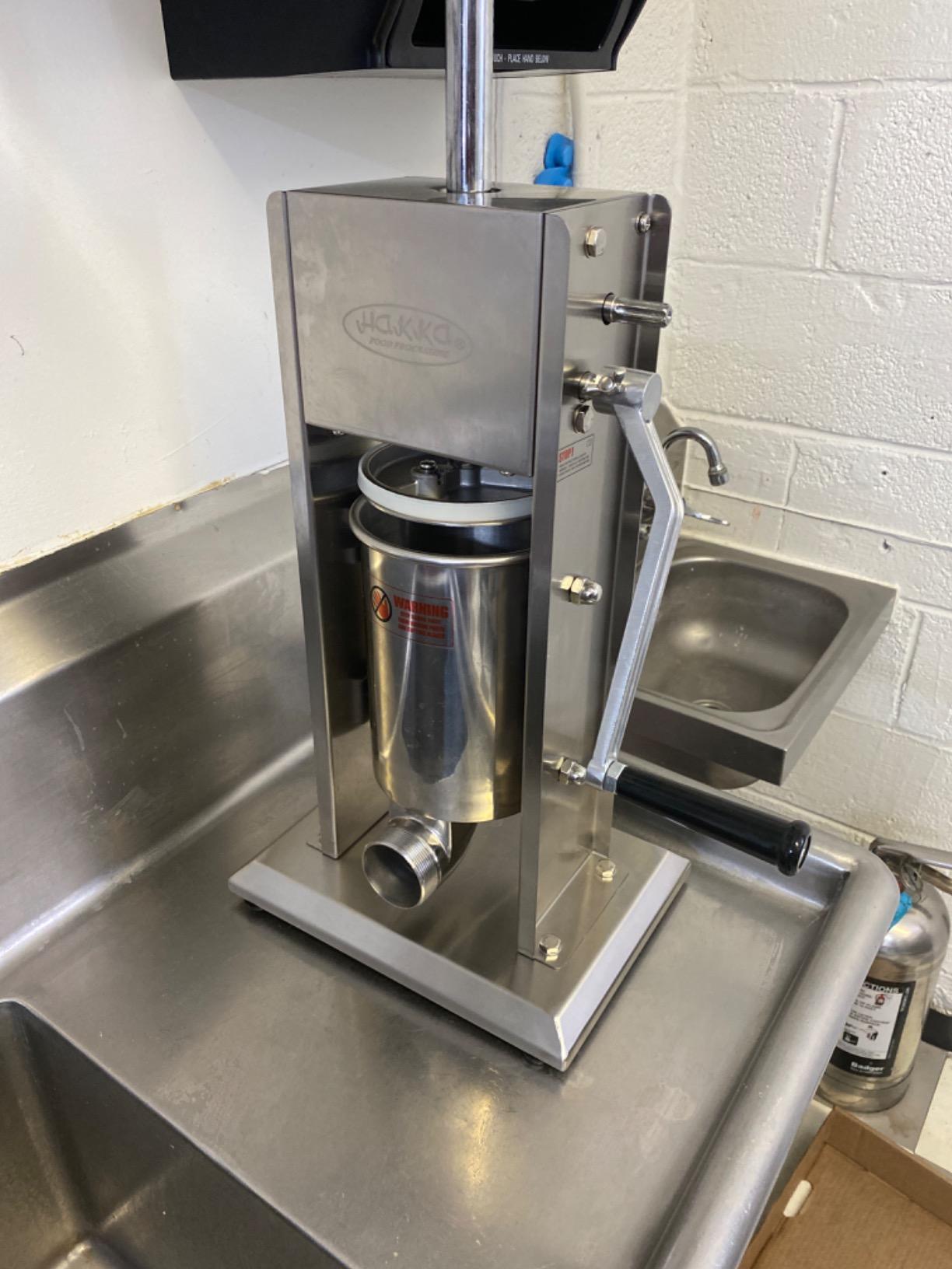 Hakka 2 in 1 Sausage Stuffer, Vertical Sausage Maker and Spanish Churro Maker Machines with 2 Speed, 7LB/3L customer photo 1