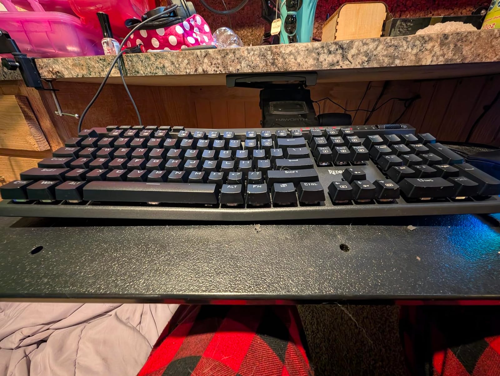 Redragon K580 Wired RGB Mechanical Gaming Keyboard, Macro Key & Media Wheel customer photo 1