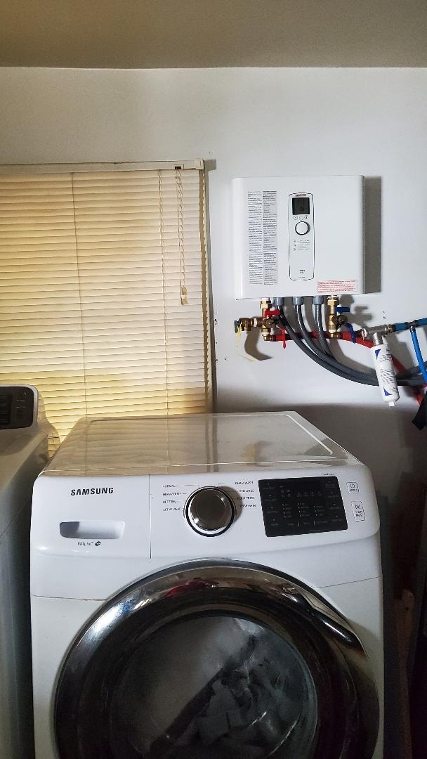 Stiebel Eltron Tempra 29 Plus Electric Tankless Water Heater, 28.8kW, 240V customer photo 2
