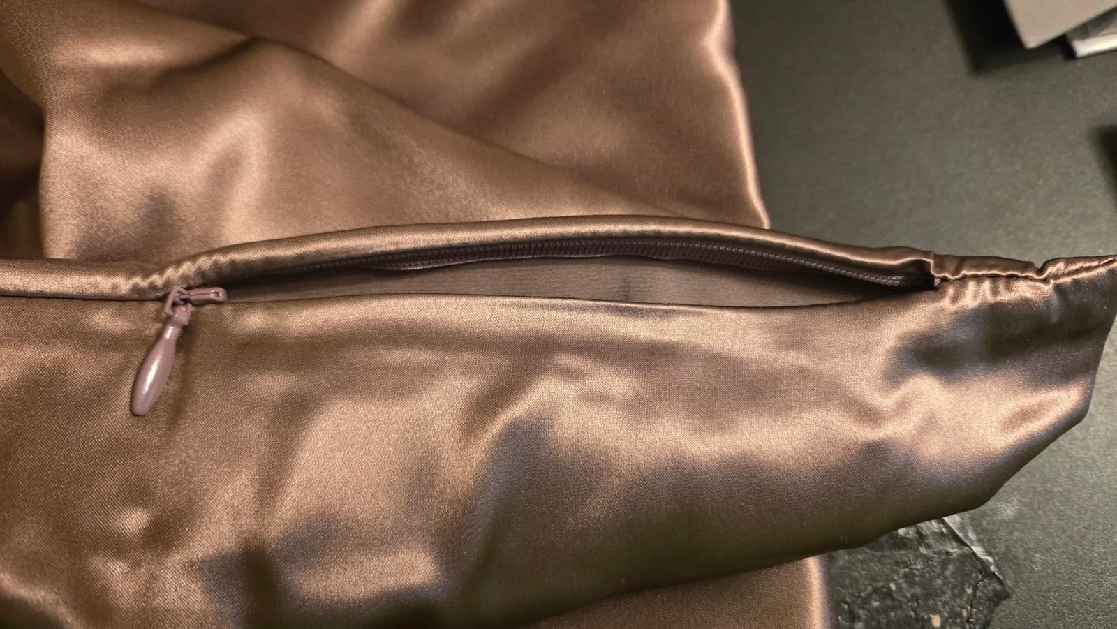 ZIMASILK 25 Momme 100% Pure Mulberry Silk Pillow Cases, Iron Gray, Standard | Natural Silk, Highest Grade 6A customer photo 2