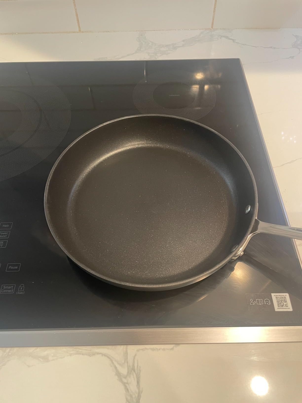 All-Clad HA1 Expert Nonstick 2-Piece Sauce Pan Set with Lids | 2.5Qt. and 4Qt. sauce pans set, Long-lasting non-stick, Dishwasher safe, Oven Safe up to 500F customer photo 2