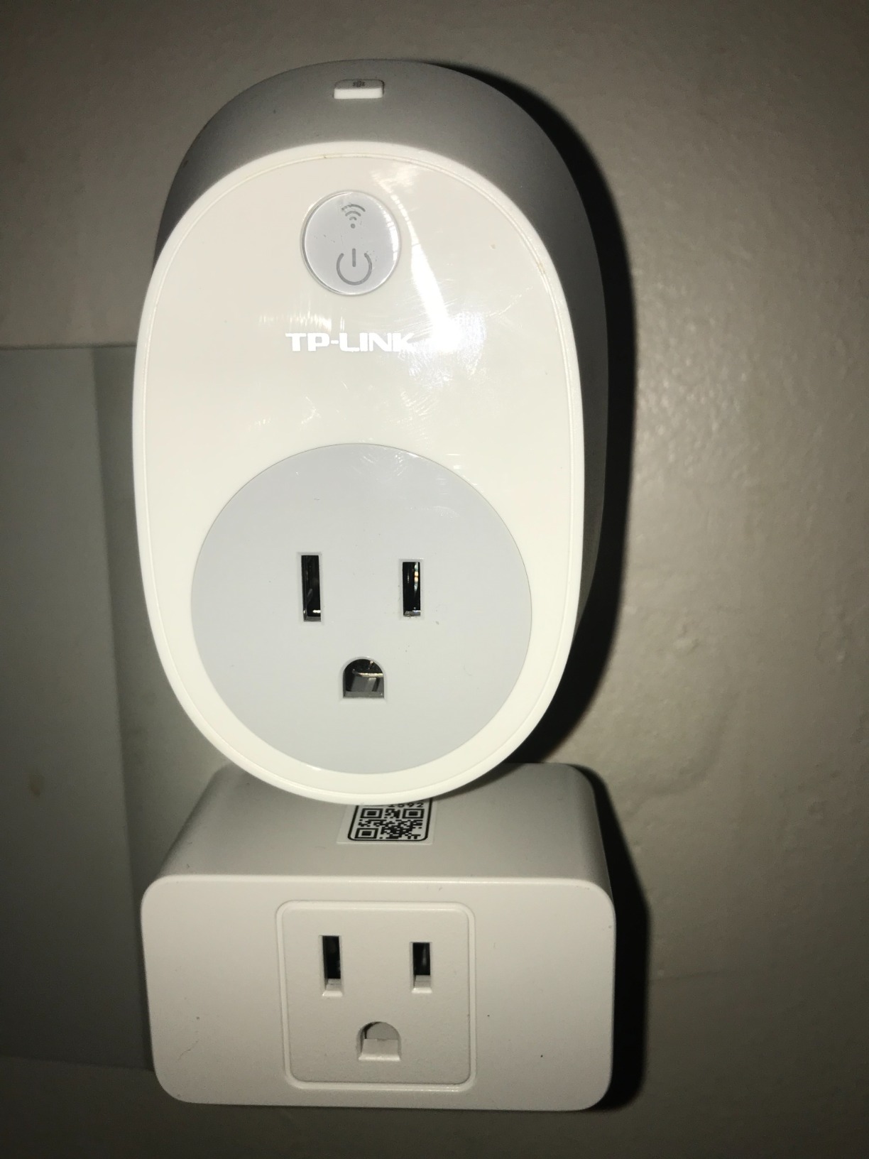 meross Smart Plug Mini, 15A & Reliable Wi-Fi, Support Apple HomeKit, Siri, Alexa, Echo, Google Assistant and Nest Hub, App Control, Timer, No Hub Needed, 2.4G WiFi Only, 4 Pack customer photo 2