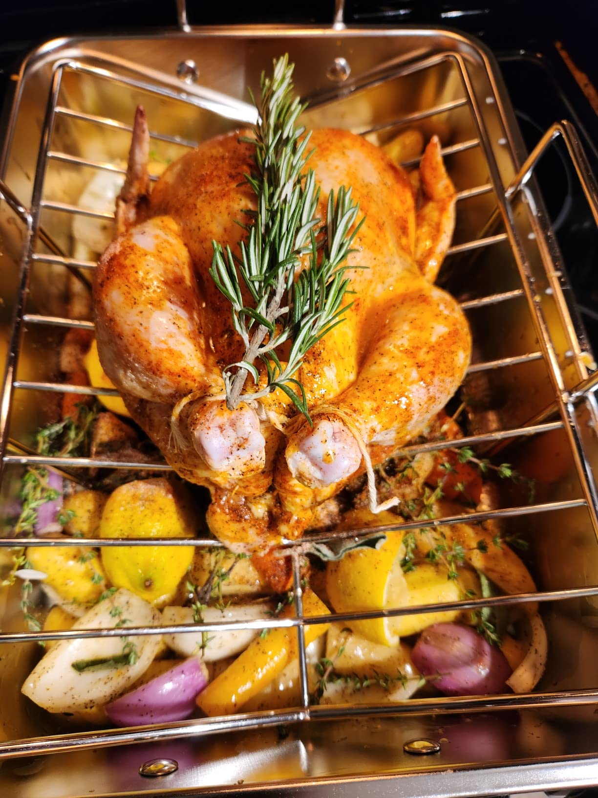 E-far Roasting Pan, 16 x 11.5 Inch Stainless Steel Turkey Roaster with V-shaped & Flat Rack, Non-toxic & Heavy Duty Deep Broiling Pan, Dishwasher Safe - Large customer photo 2