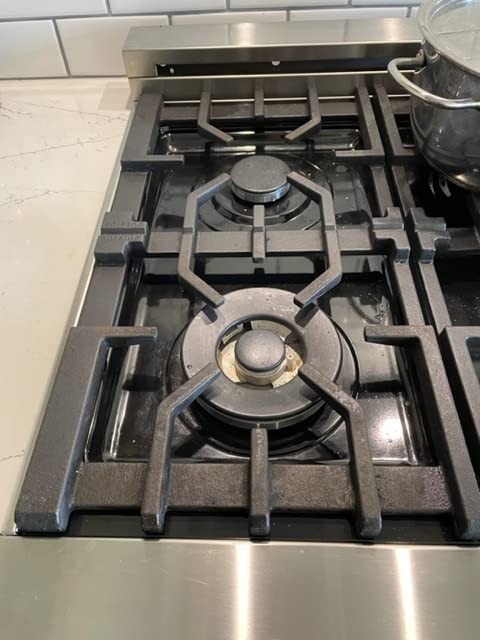 ZLINE 24 in. 2.8 cu. ft. Legacy Dual Fuel Range with 4 Burner Gas Cooktop and Electric Convection Oven in Stainless Steel (RA24) customer photo 2