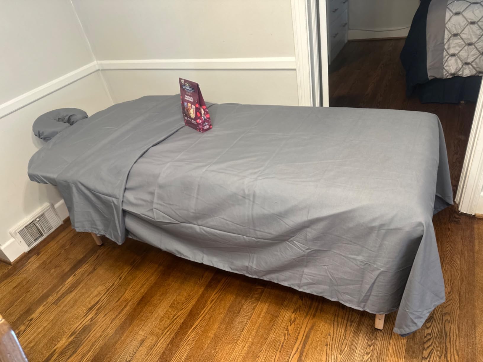 KCC Memory Foam Massage Table Premium Portable Foldable Massage Bed Height Adjustable, 84 Inches Long 28 Inchs Wide Home Salon Spa Bed Tattoo Table with Accessories &Carrying Case, Easy Set Up customer photo 1