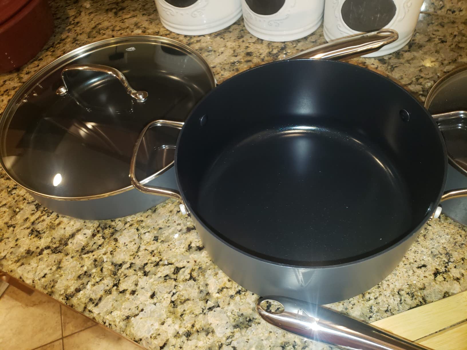 Blue Diamond 10 Piece Ultimate Hard Anodized Ceramic Nonstick Cookware Set | Diamond Infused PFAS-Free Nonstick Pots & Pans, Oven & Dishwasher Safe, Metal Utensil Safe, Scratch Resistant, Gray customer photo 2