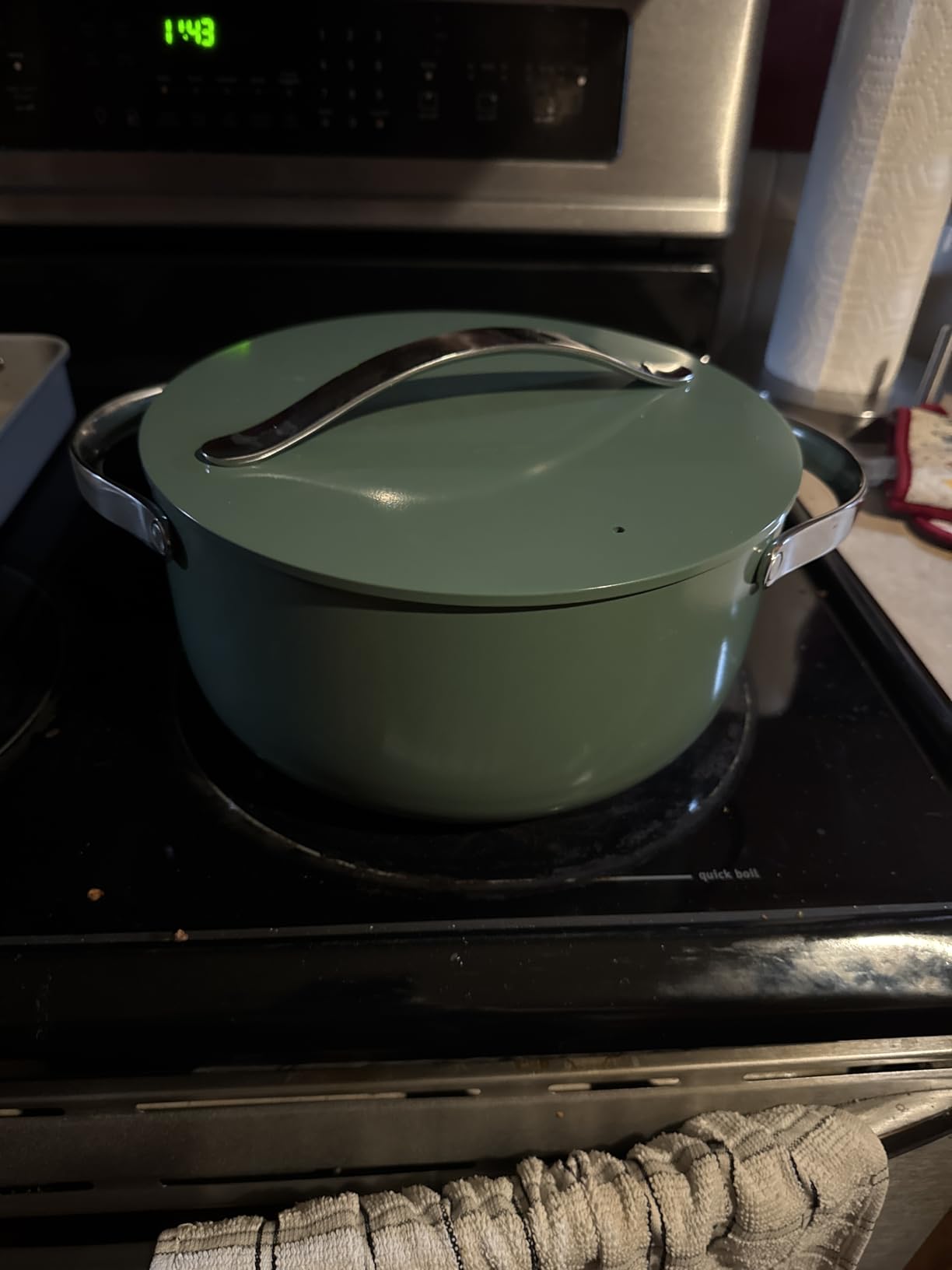 Caraway Dutch Oven Pot with Lid (6.5 qt, 10.5