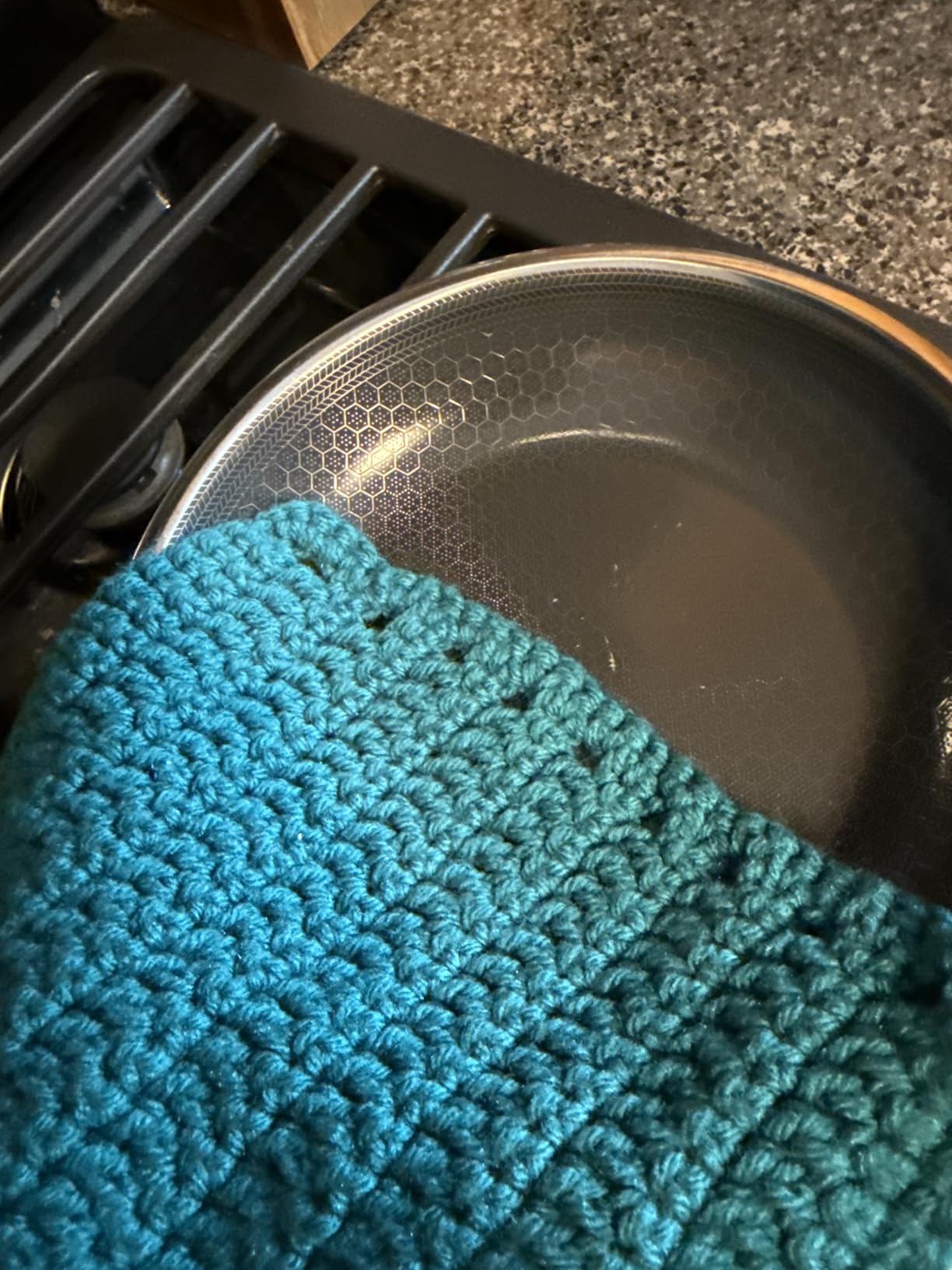 HexClad 6pc Hybrid Nonstick Frying Pans Set with Lids, 8, 10 & 12