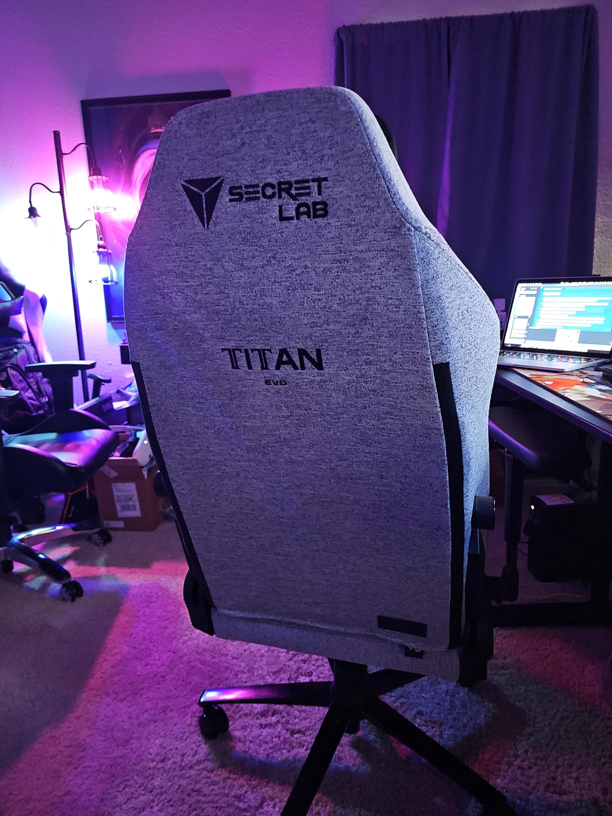 Secretlab Titan Evo Black3 Gaming Chair - Reclining, Ergonomic & Comfortable Computer Chair with 4D Armrests, Magnetic Head Pillow & 4-Way Lumbar Support - Black - Fabric customer photo 1