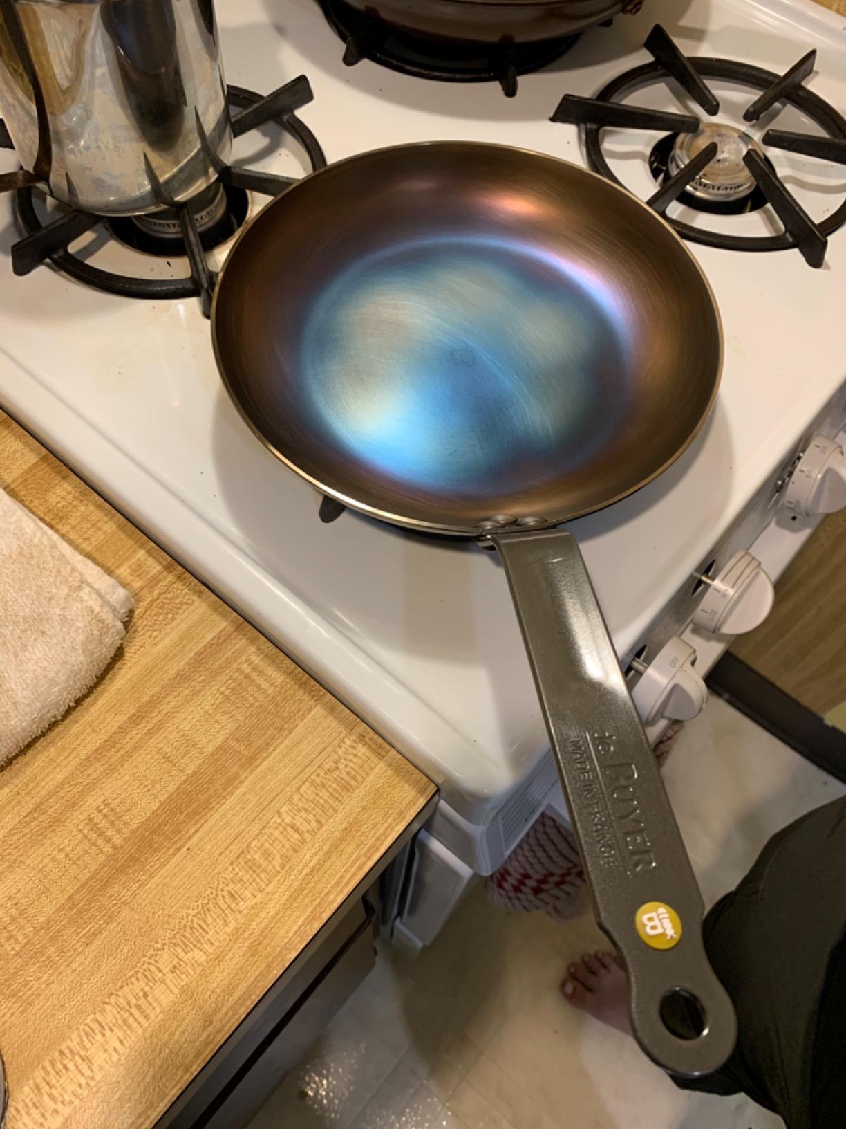 de Buyer MINERAL B Carbon Steel Omelette Pan - 11