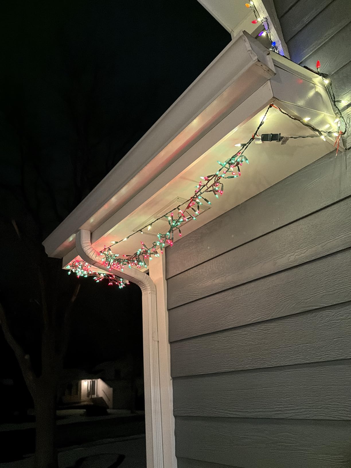 Kasa Apple HomeKit Outdoor Smart Plug, 2 Sockets, IP64 Weather Resistance for Outdoor String Lights, Compatible with Siri, Alexa & Google Home, Long Wi-Fi Range, 2.4G Wi-Fi Only, ETL Certified (EP40A) customer photo 1