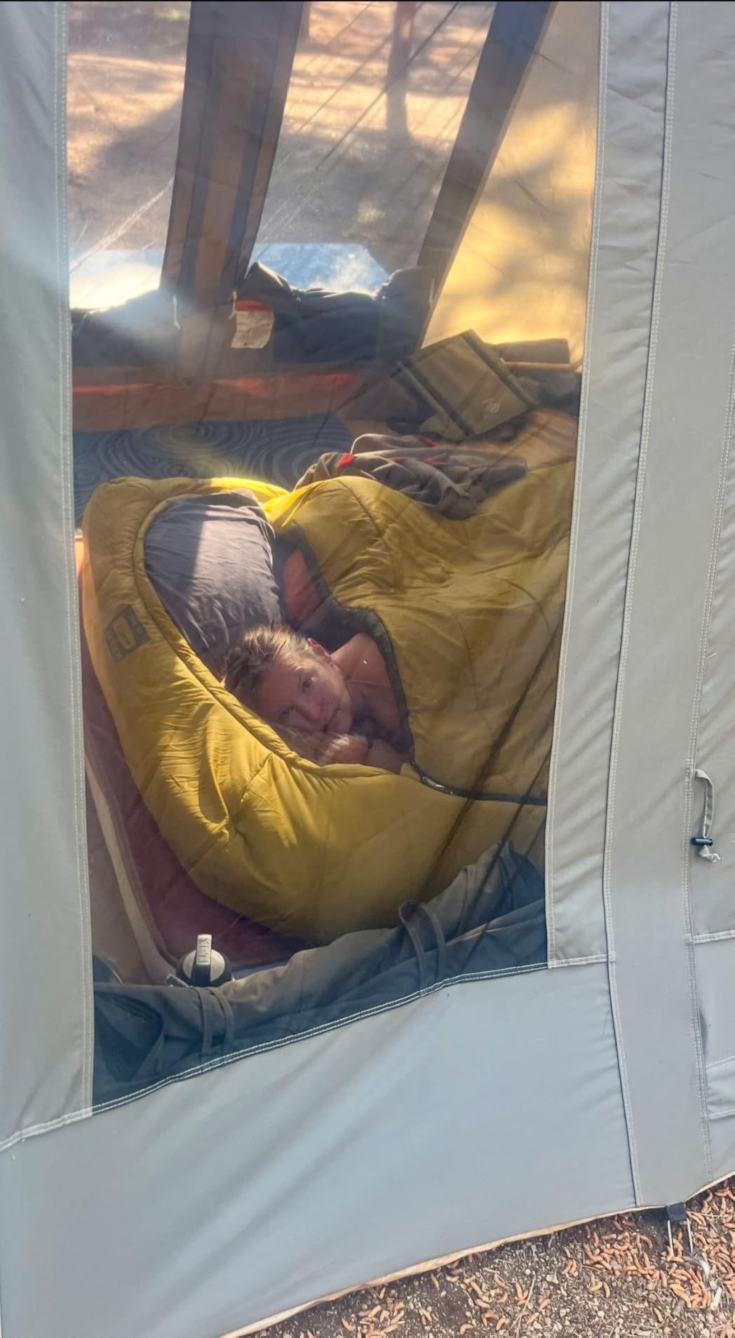 Kelty Tru.Comfort Doublewide 20 Degree Sleeping Bag - Two Person Synthetic Camping Sleeping Bag for Couples & Family Camping | Wider Than a Queen Sized Bed, Removable Top Layer, 2 Built-in Blankets, Oversized Hood, Recycled Fabrics + Synthetic Fill customer photo 1