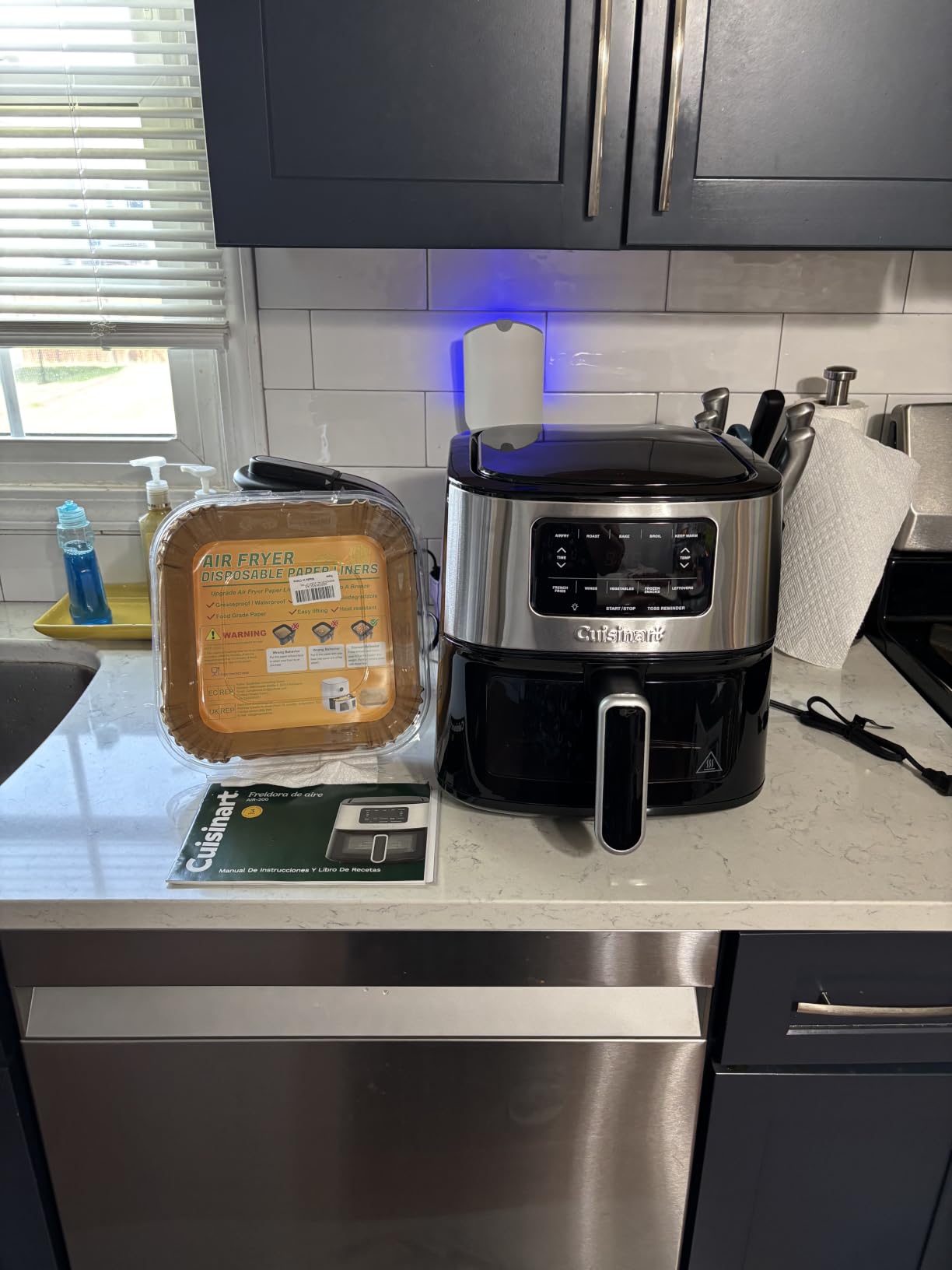 Cuisinart Air Fryer, 6-Quart Basket Large Fryer with 5 Cooking Functions to Roast, Bake, Broil, Air Fry and Keep Warm, AIR-200NAS, Stainless Steel & Black customer photo 1