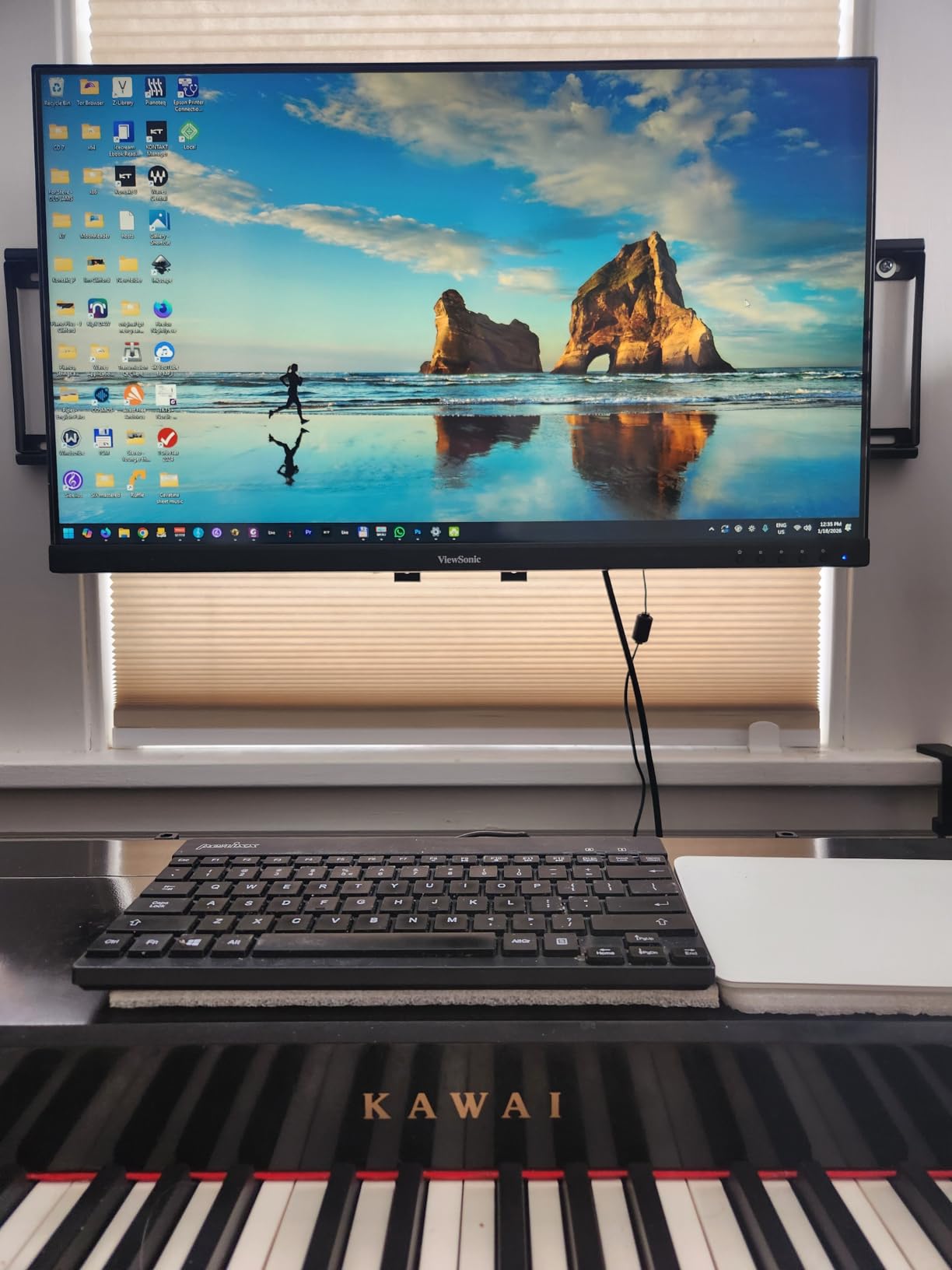 ViewSonic VA3209M 32 Inch 1080p IPS Computer Monitor, Full HD, HDMI VGA, Frameless Design, Dual Speakers customer photo 1