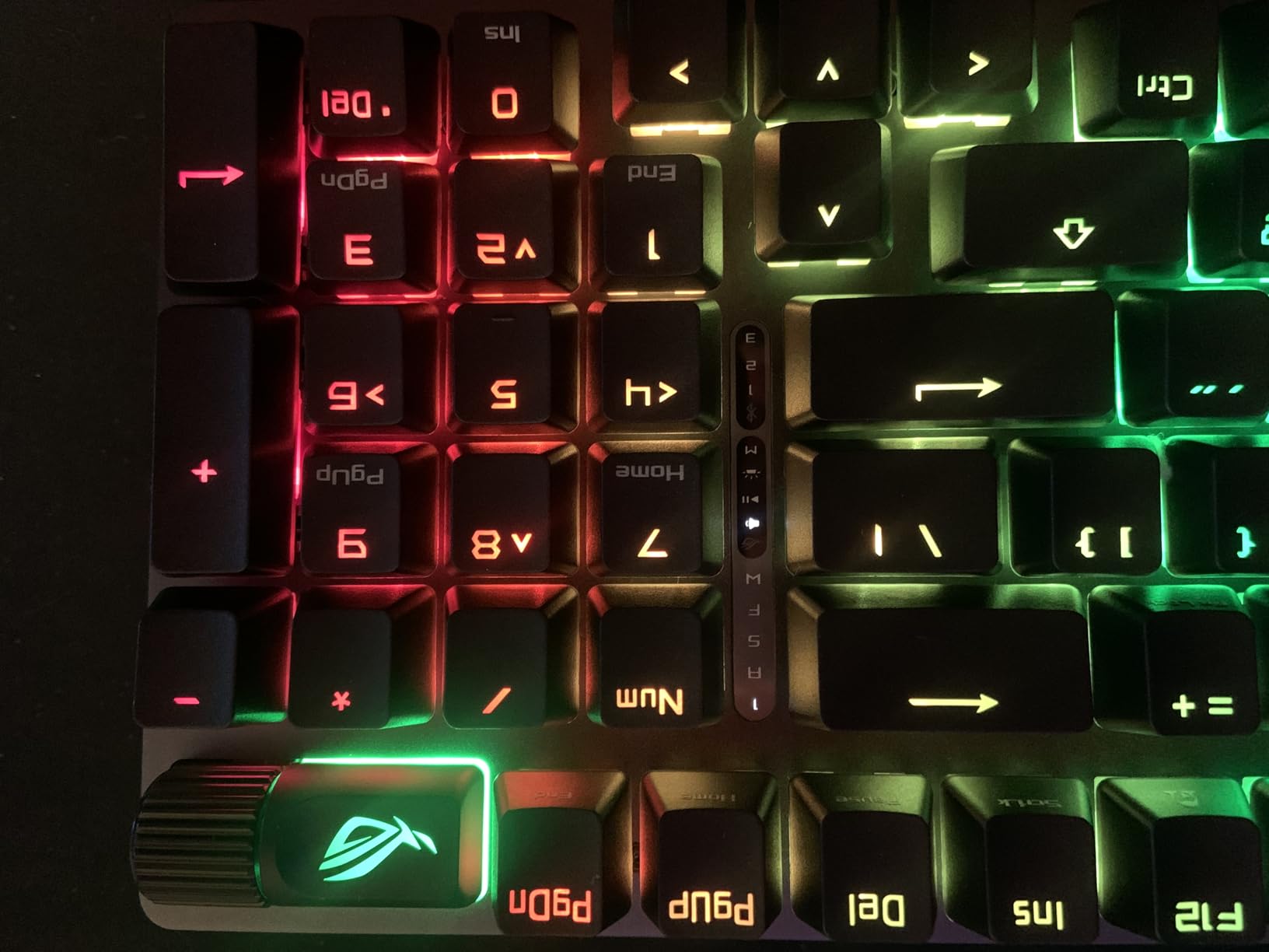 ASUS ROG Strix Scope II 96 Wireless Mechanical Gaming Keyboard – 96% Full-Size, Tri-Mode Connectivity, Hot Swappable Pre-lubed ROG NX Snow Linear Switches, PBT Keycaps, RGB, PC/Mac Support-Black customer photo 2