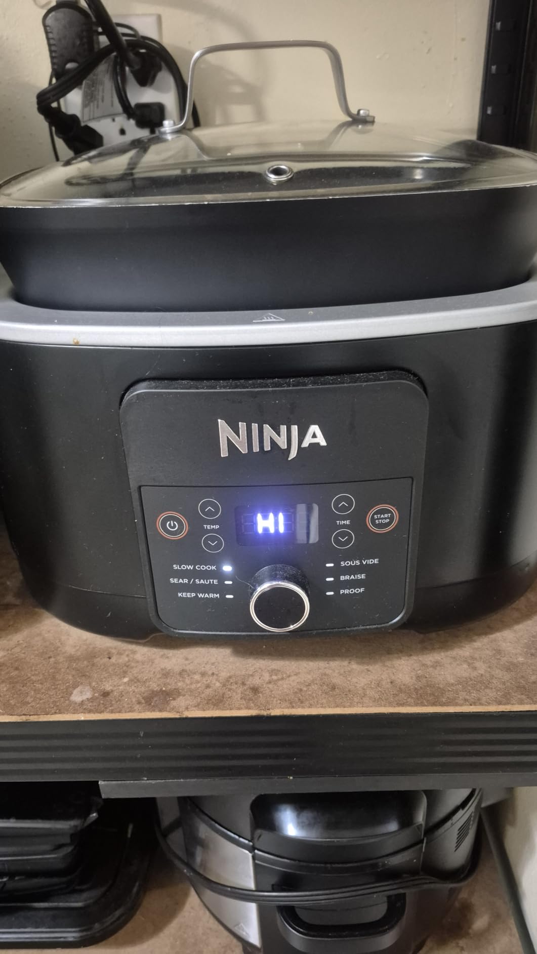 Ninja MC1101 Foodi Everyday Possible Cooker Pro, 8-in-1 Versatility, One-Pot Faster Cooking Replaces 10 Tools, Family-Sized Capacity with Adjustable Temp Control, 6.5 quarts, Midnight Blue customer photo 1