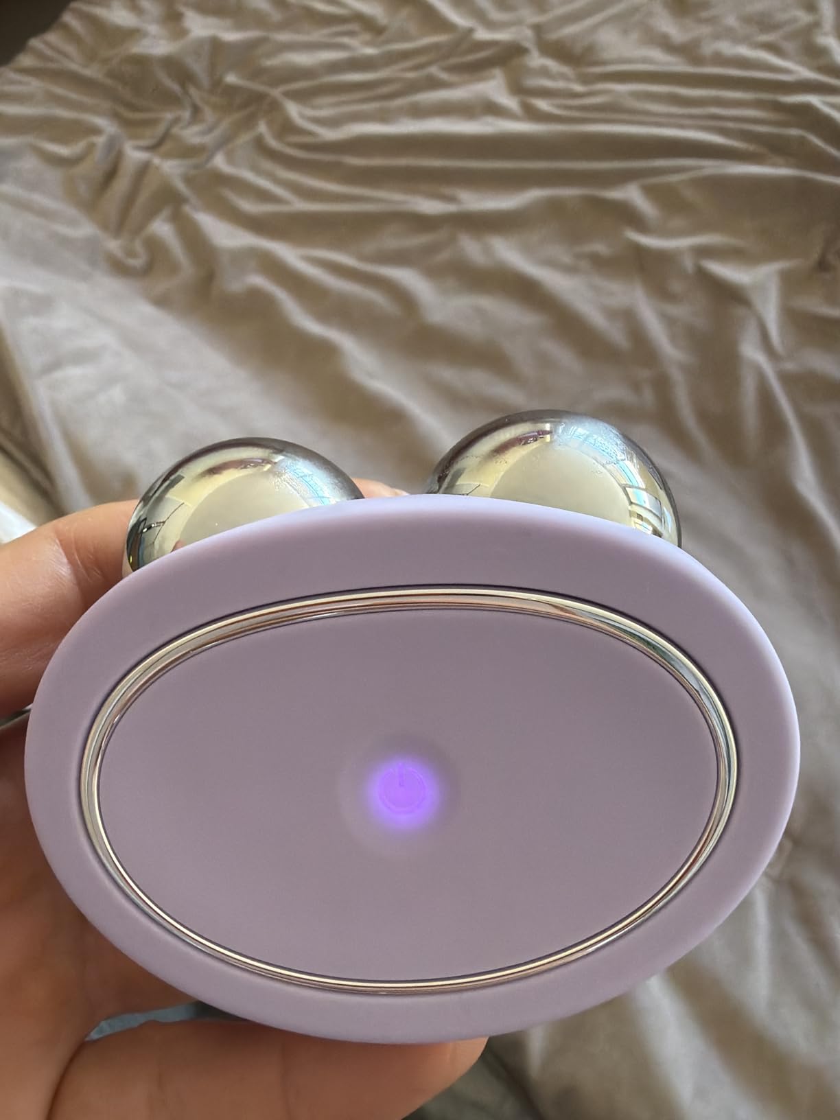 FOREO Bear 2 Advanced Lifting Toning Microcurrent Facial Device - Face Sculpting Tool - Firm & Contour - Non-Invasive - Increases Skin Care Absorption - Evergreen customer photo 1