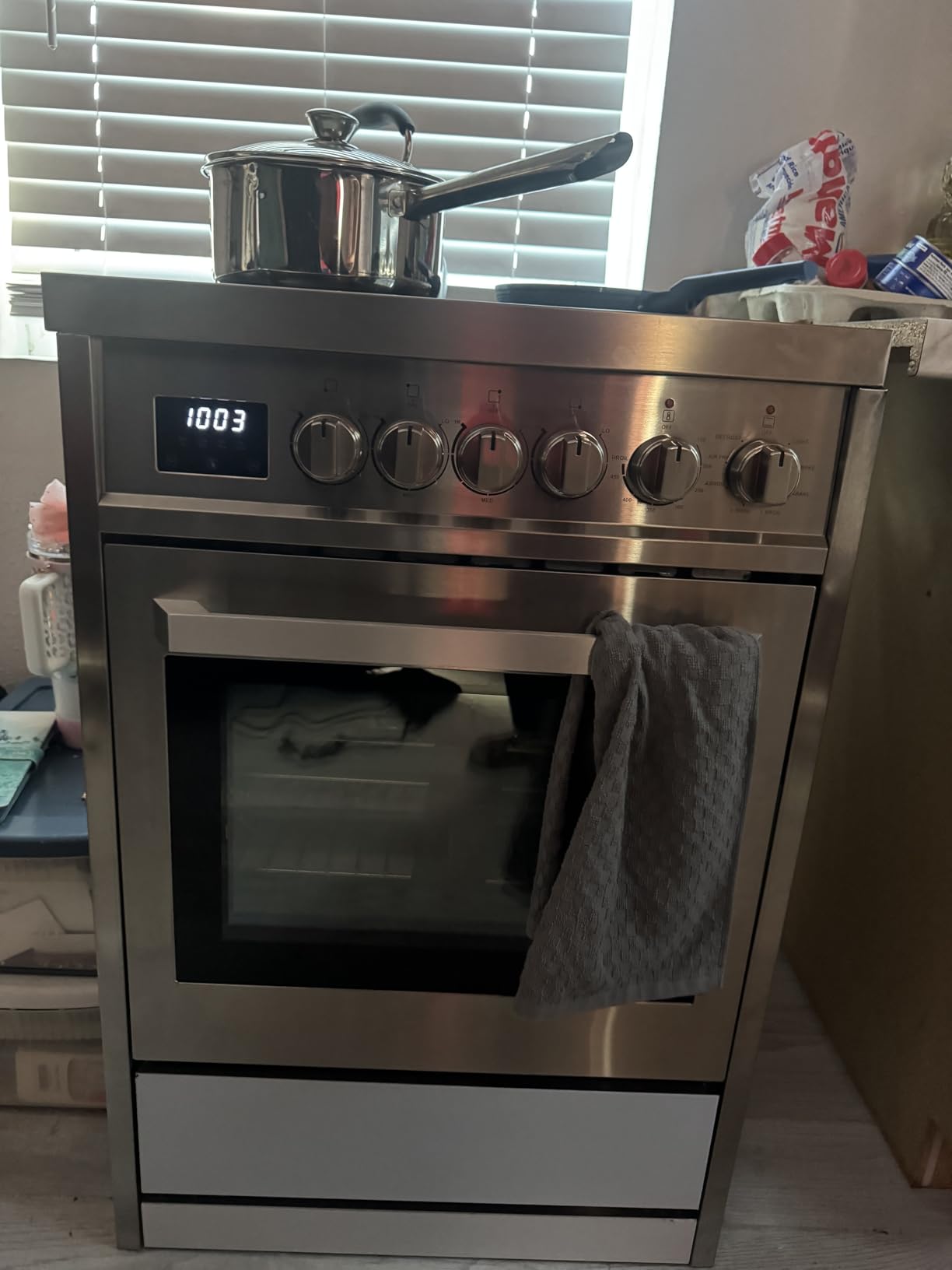 Rangaire RRE303TS Electric Range Oven with Timer and AirFry Infrared Stove Burners, True Convection, Easy Reach Racks, 30 inch, Stainless Steel customer photo 2