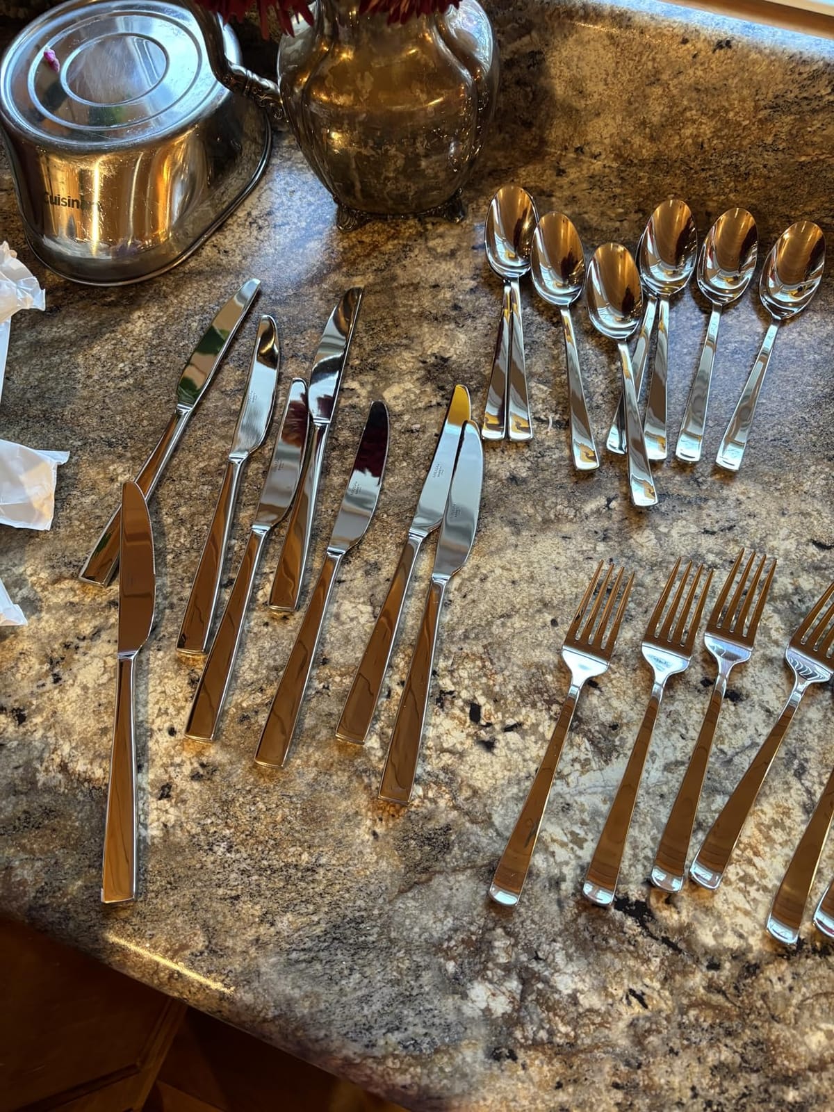 Mikasa Barrett 45-Piece Flatware Set, 18/10 Stainless Steel Silverware Set, Service for 8, Minimalist Square-Tip Handles, Dishwasher Safe customer photo 2