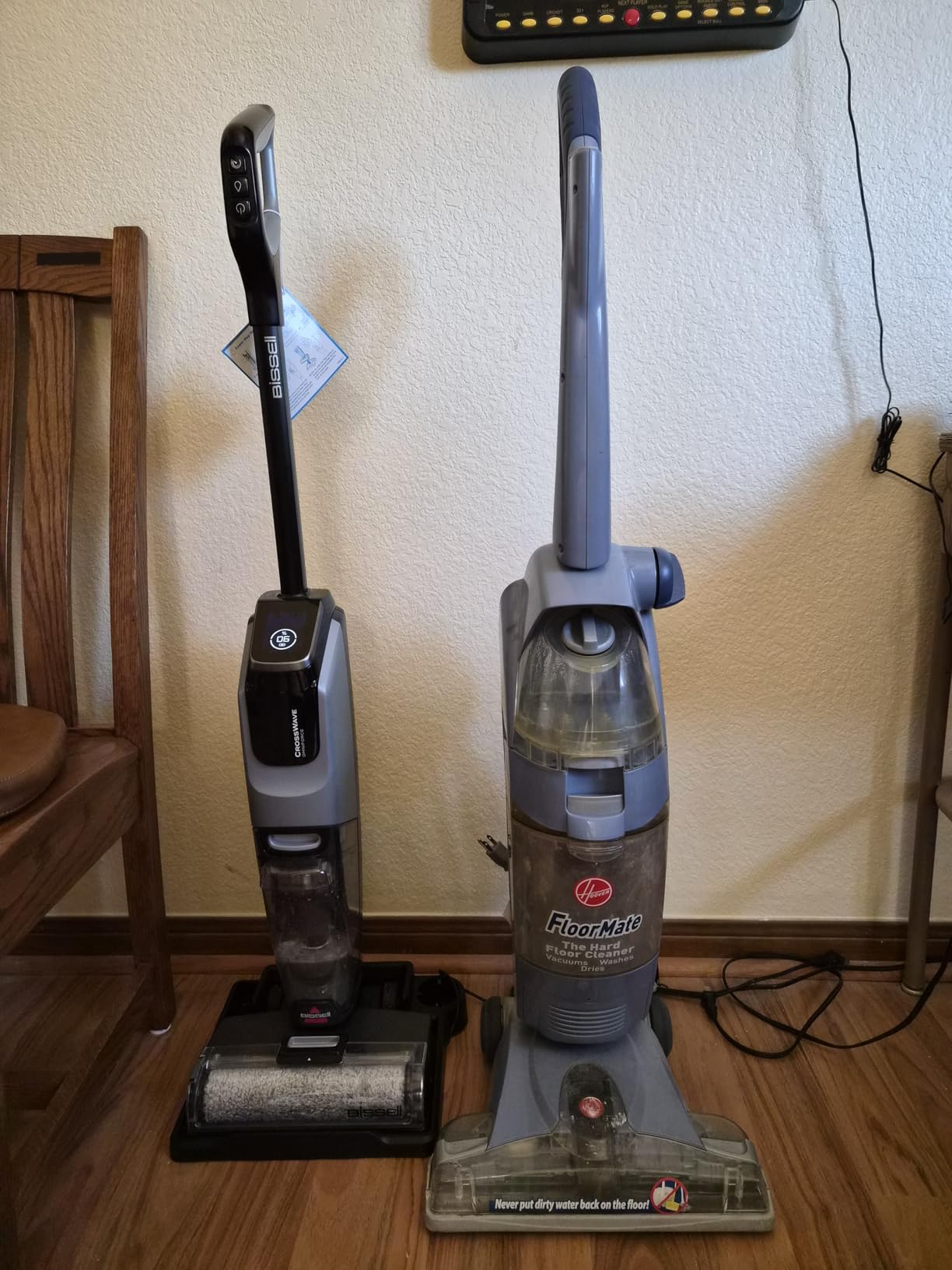 Bissell CrossWave OmniForce Cordless Wet Dry Vacuum Mop, Multi-Surface Floor Cleaner with Tangle-Free Brush Roll & Dedicated Dry Vacuum Mode for Hard Floors & Area Rugs, 3882 customer photo 2