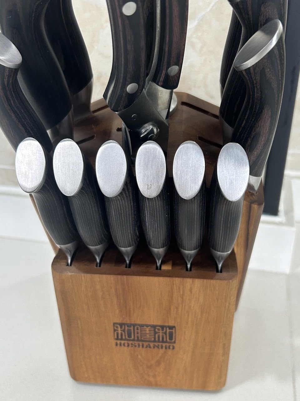 HOSHANHO 16PCS Knife Set, Ultra Sharp Japanese Kitchen Knife Set with Block | Japanese High Carbon Stainless Steel Cooking Knife set, Multipurpose Chef Knives Set with Sharpener, Ergonomic Handle, Gifts customer photo 2
