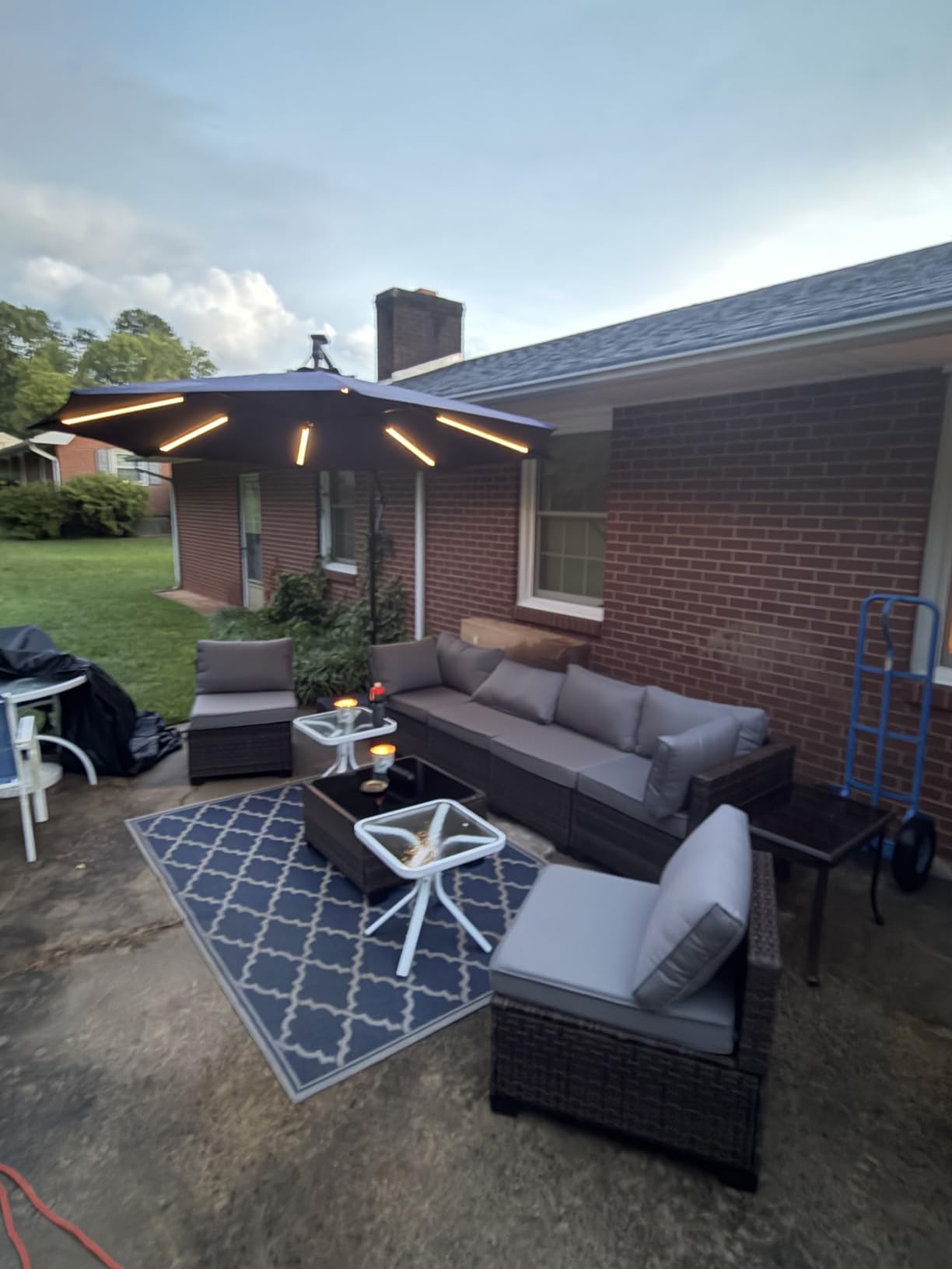 Qsun 7 Pieces Outdoor Patio Furniture Set, PE Rattan Outdoor Wicker Sectional Furniture Sofa Set, with Cushions and Glass Coffee Table, for Balcony, Porch, Garden, Grey customer photo 1