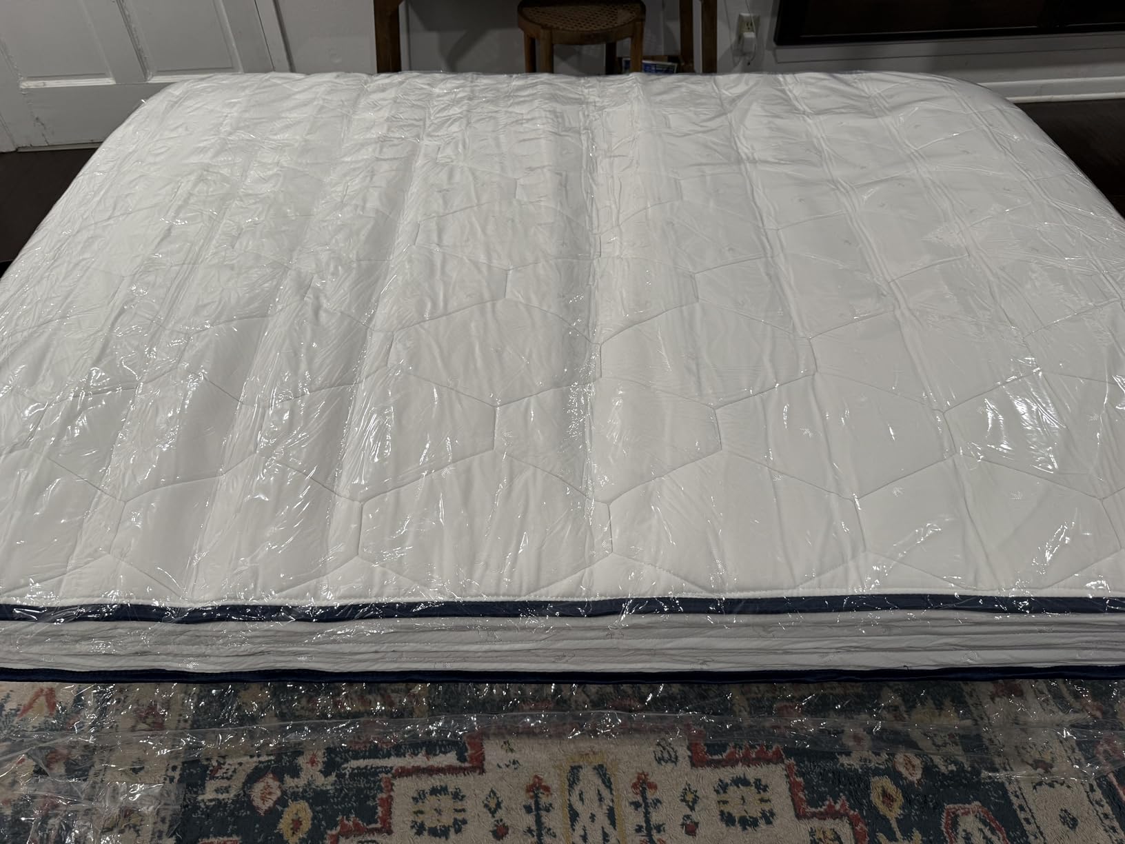Novilla Queen Mattress, 12 Inch Hybrid Mattress Queen with Comfort Foam,Innerspring Pillow Top Mattresses in a Box, Pressure & Pain Relief, Soft Feel but Supportive customer photo 2