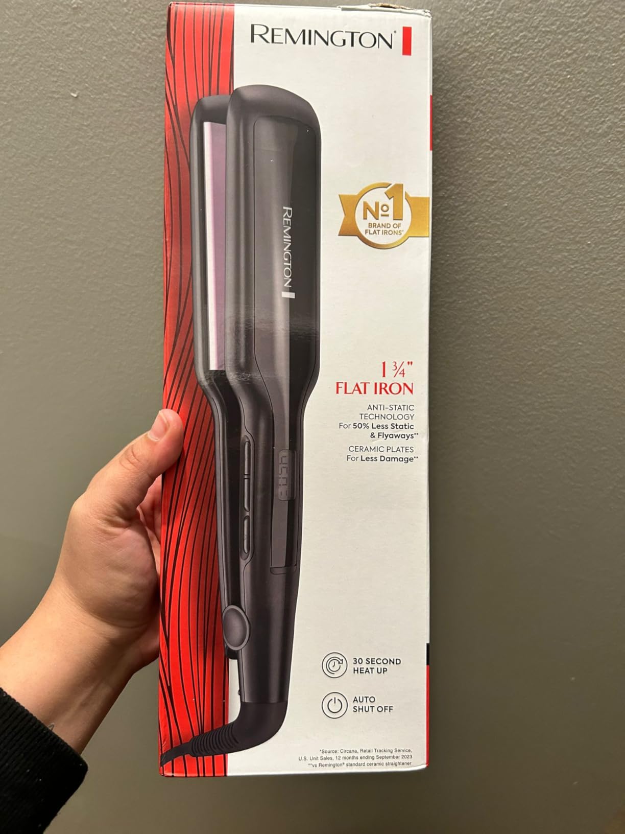 Remington Anti-Static Flat Iron, 1/2 Inch, Titanium + Ceramic Coating | 30% Longer Floating Plates, Fast 15-second Heat-up, straightener, 60-minute Auto Shut-off, Black Color, Single Unit customer photo 1