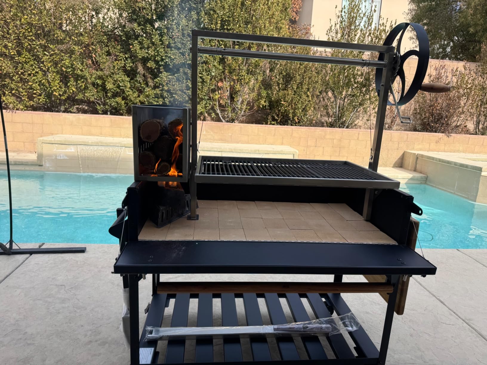 Backyard Discovery Argentine Santa Maria Wood Fire & Charcoal BBQ Grill with Brasero, Adjustable Grill Grates, Fire Bricks, Heavy-Duty Steel, S-Hooks, Acacia Wood Table for Outdoor Gaucho Grilling customer photo 1
