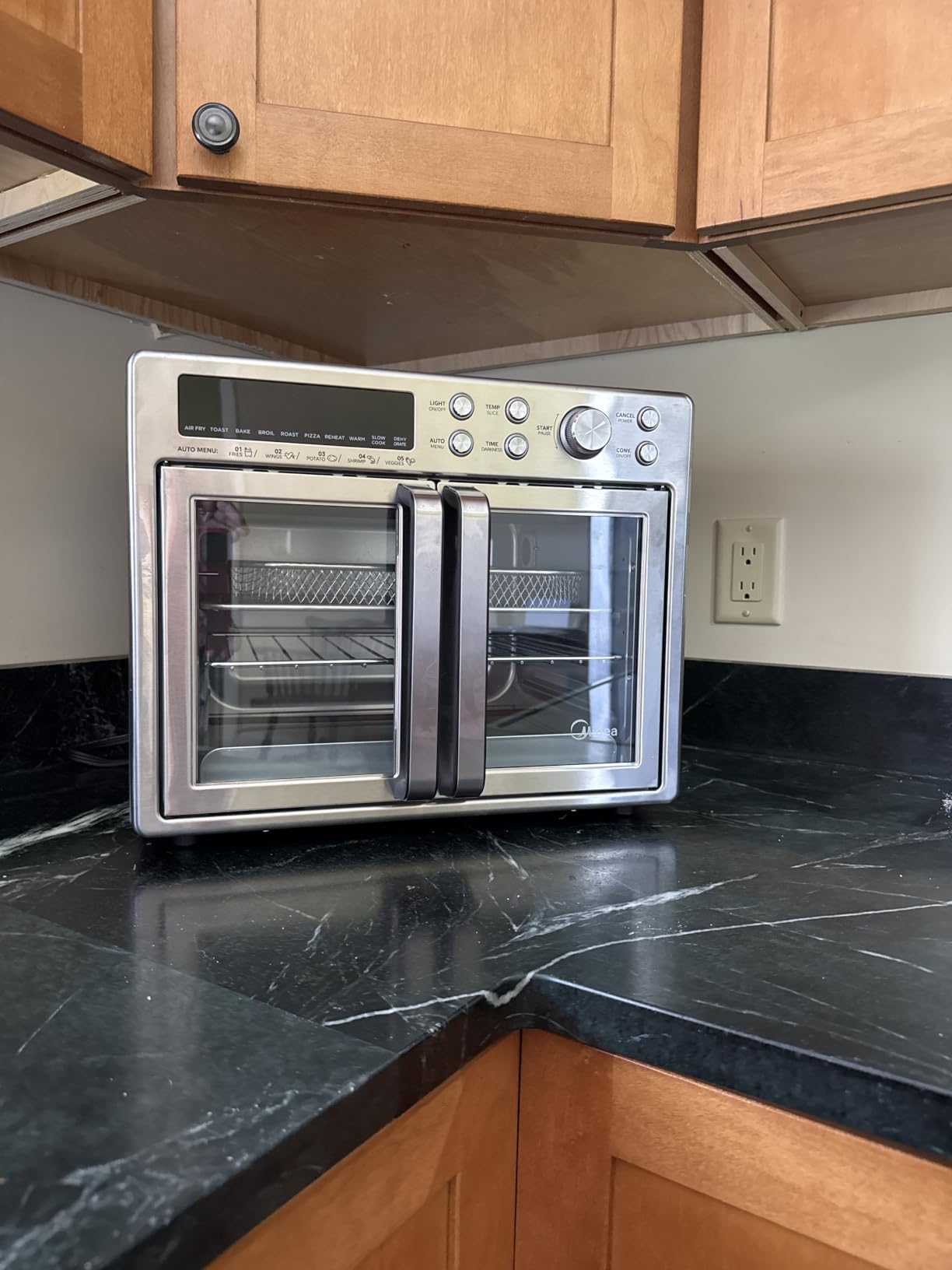 Midea Flexify Classic French Door Toaster Oven Air Fryer Combo, 26.4 QT | 10-in-1 Large Capacity, Stainless Steel customer photo 1