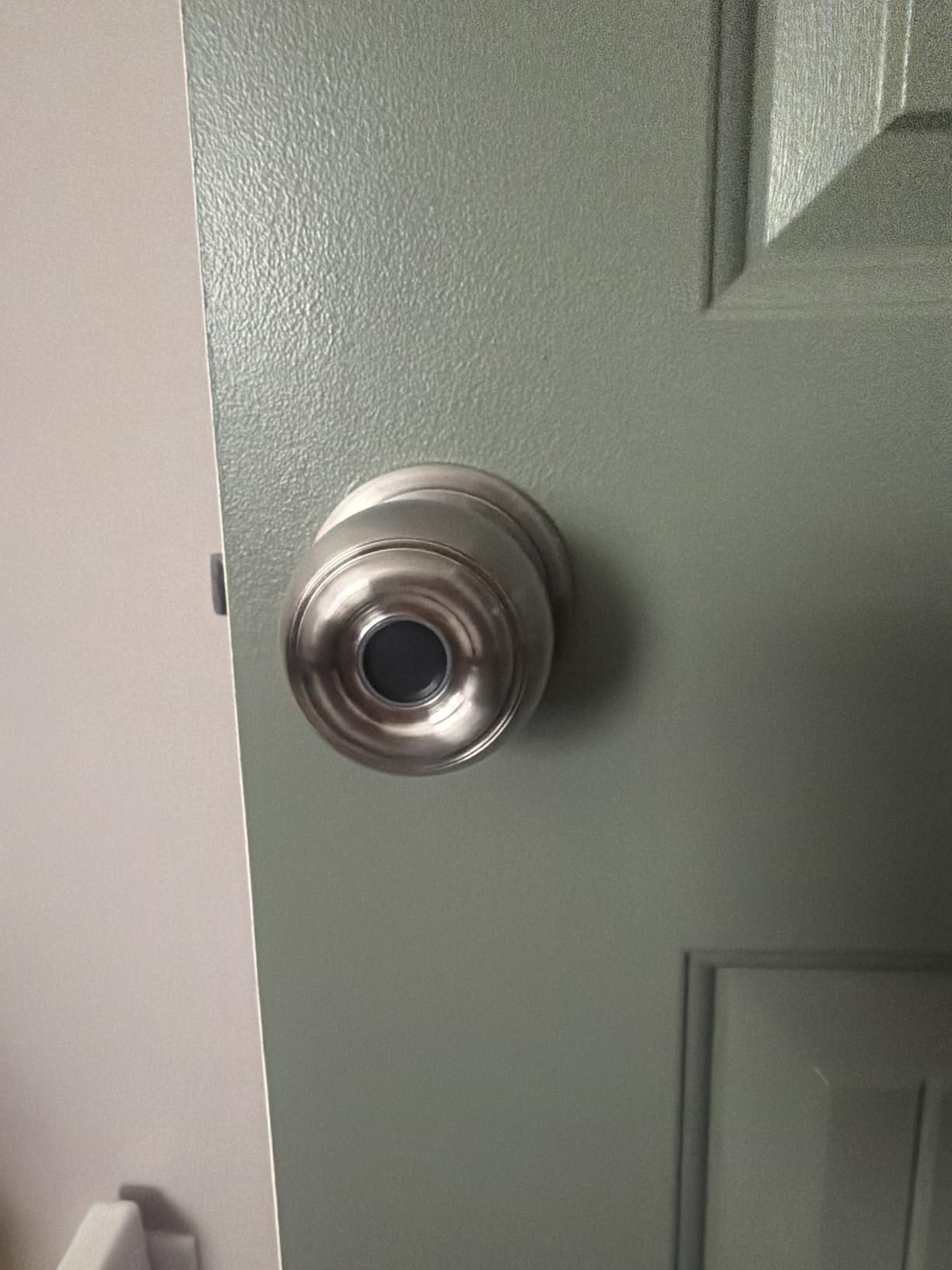KLLOQUE Fingerprint Door Lock, Smart Fingerprint Door Knob with Lock, Biometric Door Locks with App Control & Key, Keyless Thumbprint Entry Door Locks for Bedroom, Front Door, Home, Apartment-Silver customer photo 1