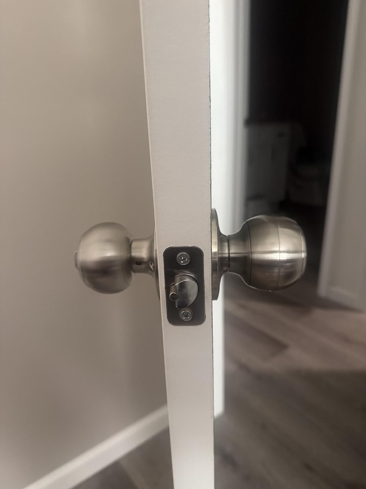 KLLOQUE Fingerprint Door Lock, Smart Fingerprint Door Knob with Lock, Biometric Door Locks with App Control & Key, Keyless Thumbprint Entry Door Locks for Bedroom, Front Door, Home, Apartment-Silver customer photo 2