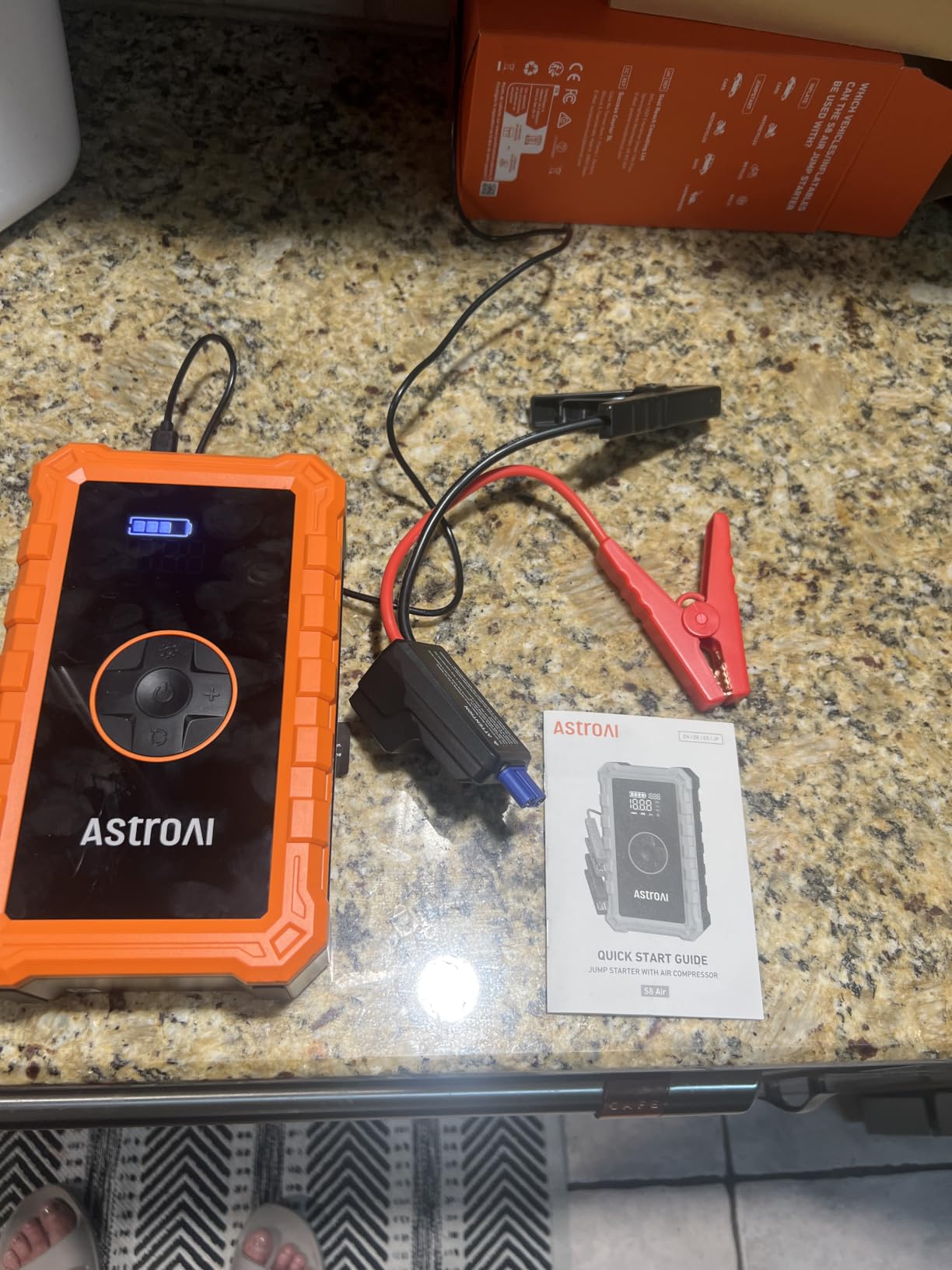 AstroAI S8 Air Jump Starter with Air Compressor, 3000A Peak Car Battery Jump Starter Portable (9.0 Gas/6.5L Diesel) with 150PSI Cordless Auto-Shutoff Tire Inflator, 12V Battery Charger Booster customer photo 1
