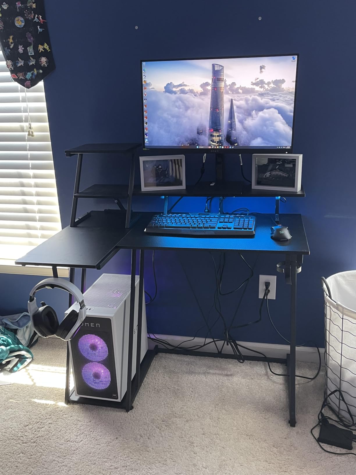 Korfile 40 Inch Gaming Desk with LED Lights & Power Outlet, L Shaped Computer Gaming Table with Storage Shelves, Reversible Corner Desk with Monitor Stand for Home Office, Carbon Fiber Black customer photo 1