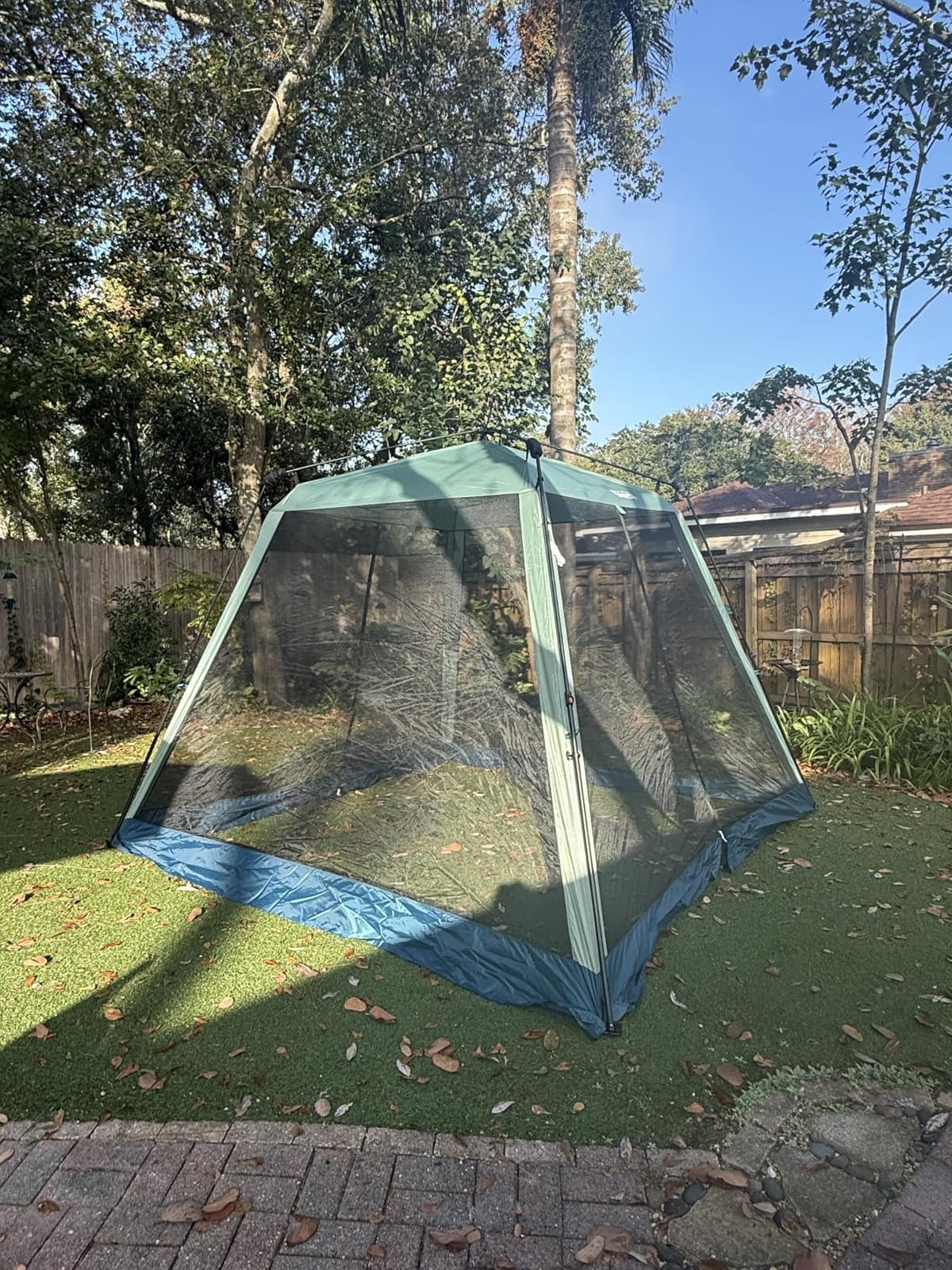 Coleman Skylodge Portable Screenhouse with 1-Minute Setup, Screened Gazebo for Bug-Free Lounging, Outdoor Sun Shade for Picnic, Events, Parties, Camping, & More customer photo 2