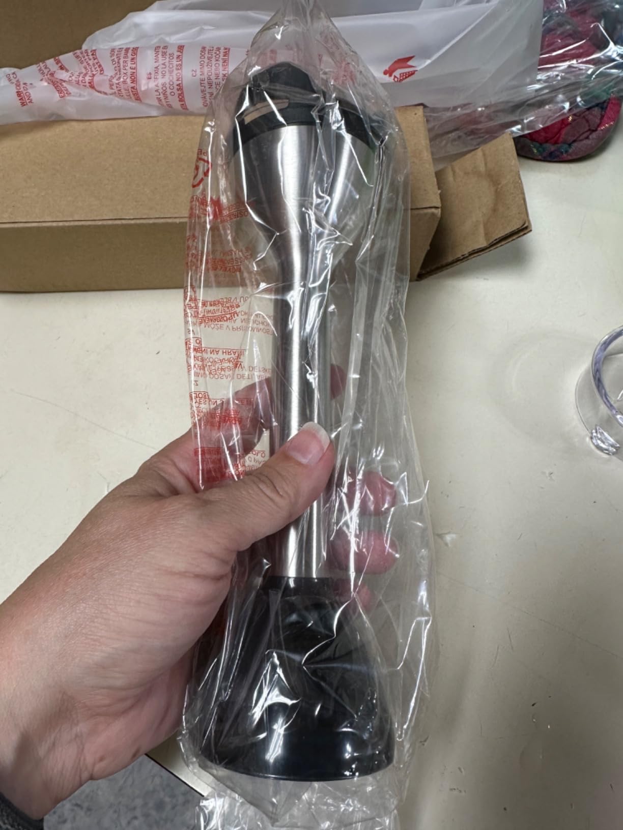 Vitamix 2-Speed Immersion Blender + Whisk Attachment, Professional-Grade Hand Blender with 350-Watt Motor and Stainless-Steel Blade, Black customer photo 1